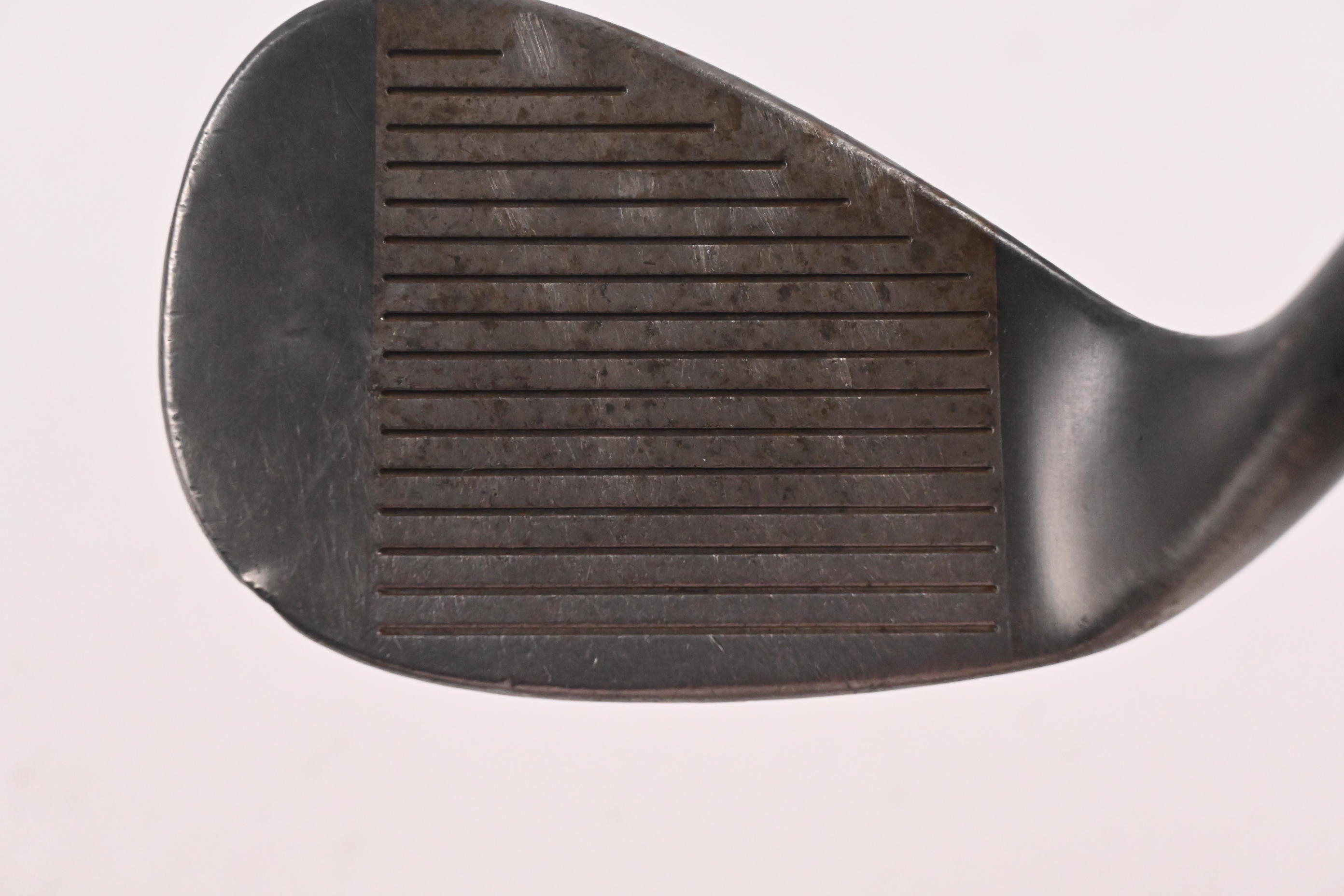 Cleveland 588 Original Sand Wedge / 57 Degree / Wedge Flex Dynamic Gold Shaft