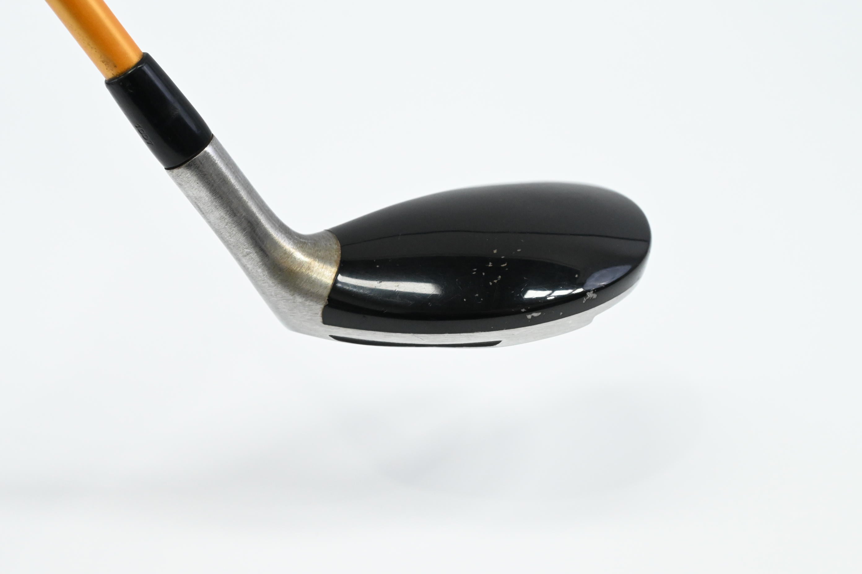 Titleist 585.H #3 Hybrid / 21 Degree / Stiff Flex UST Proforce V2 104 Shaft