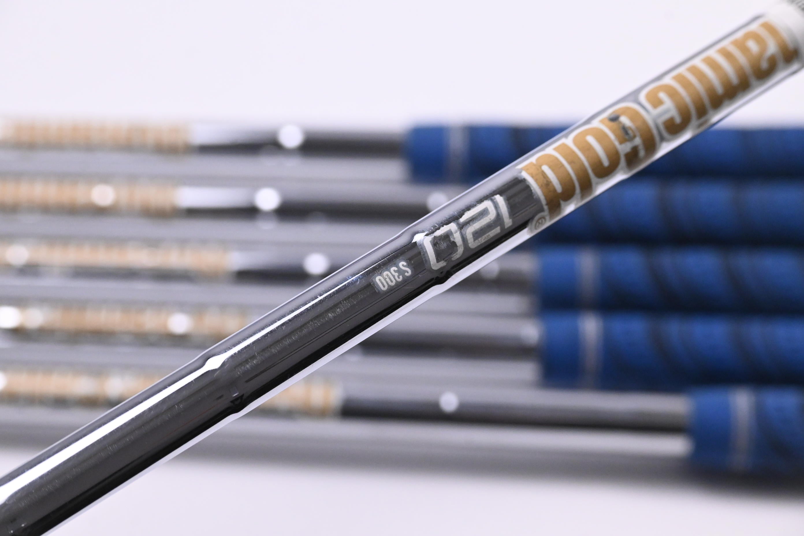 Ping i500 Irons / 5-PW / Blue Dot / Stiff Flex Dynamic Gold 120 S300 Shafts