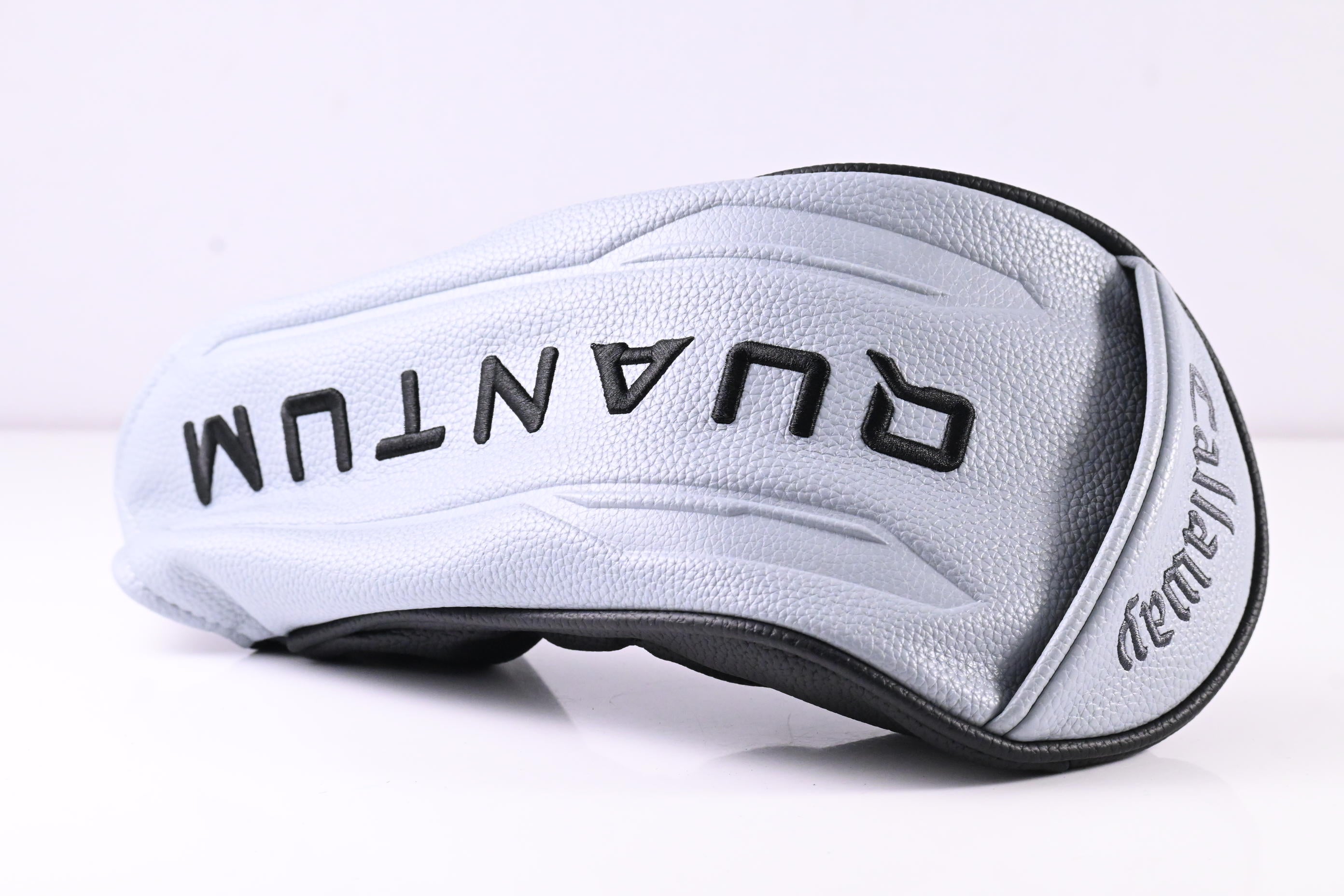 Callaway Quantum Max Driver / 10.5 Degree / Regular Flex Denali Frost Silver 50