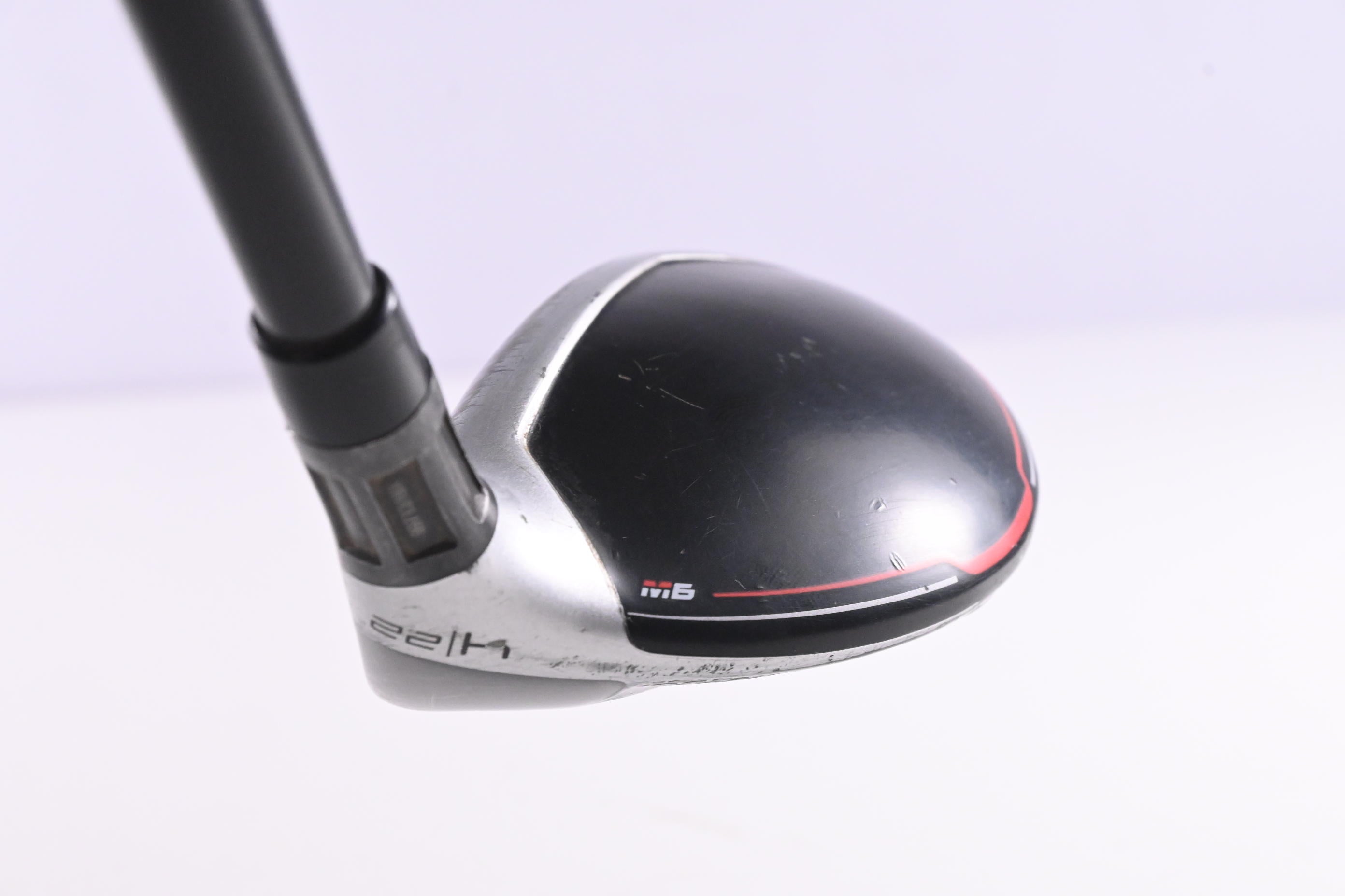Taylormade M6 #4 Hybrid / 22 Degree / Regular Flex Fujikura Atmos Orange 6 Shaft