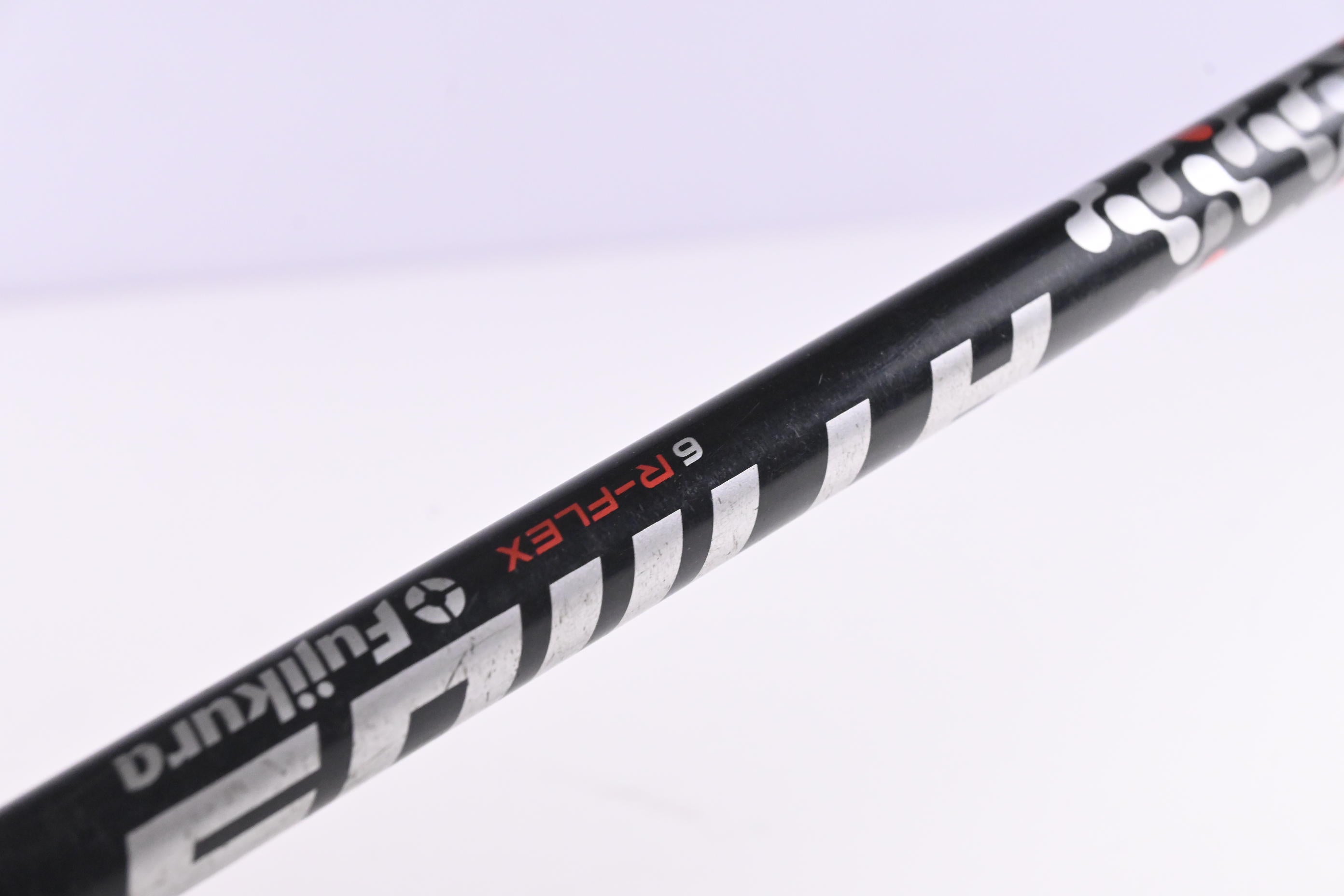 Taylormade M6 #4 Hybrid / 22 Degree / Regular Flex Fujikura Atmos Orange 6 Shaft