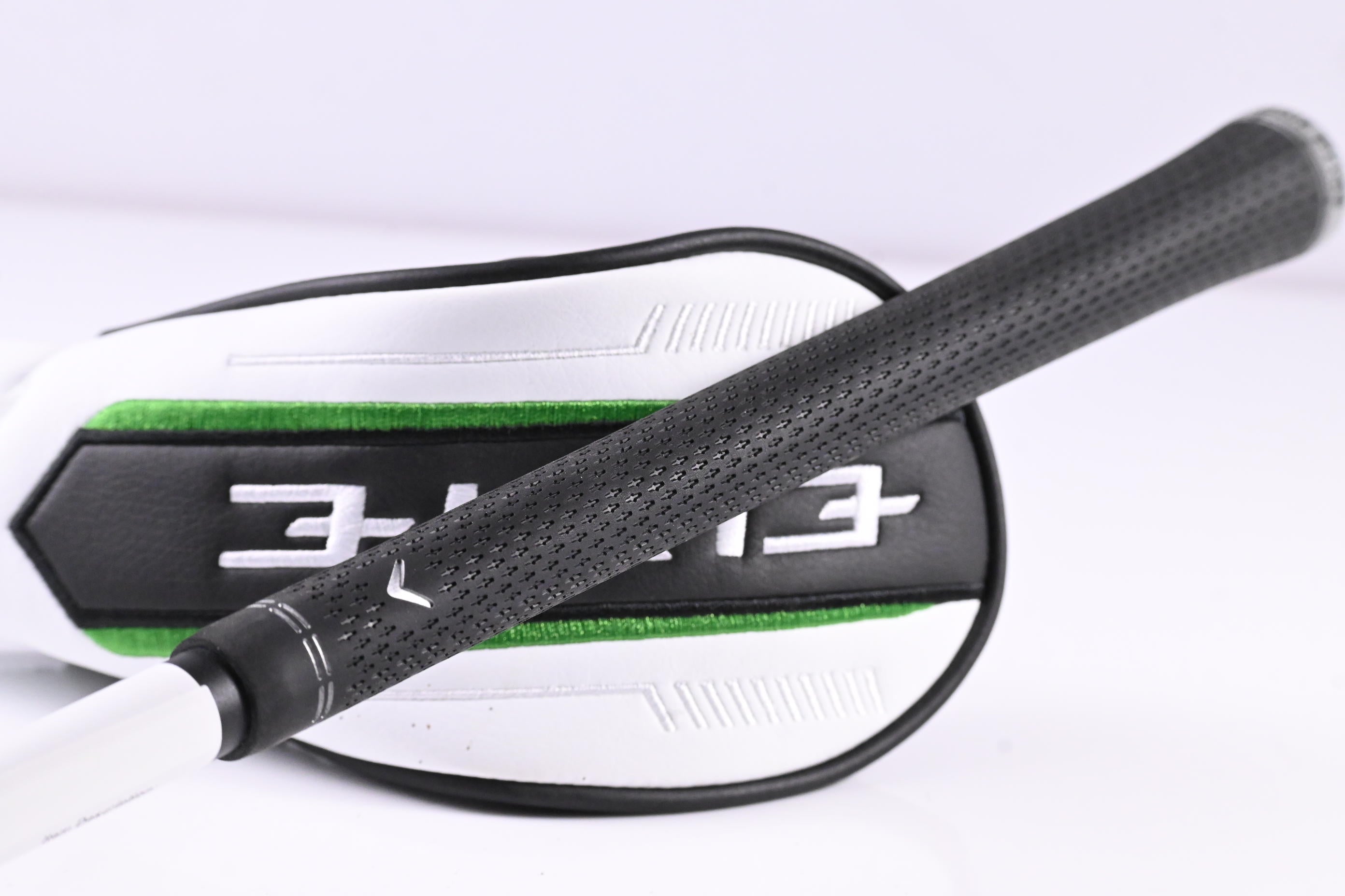 Callaway Elyte #4 Hybrid / 22 Degree / Senior Flex Vanquish 5 Shaft