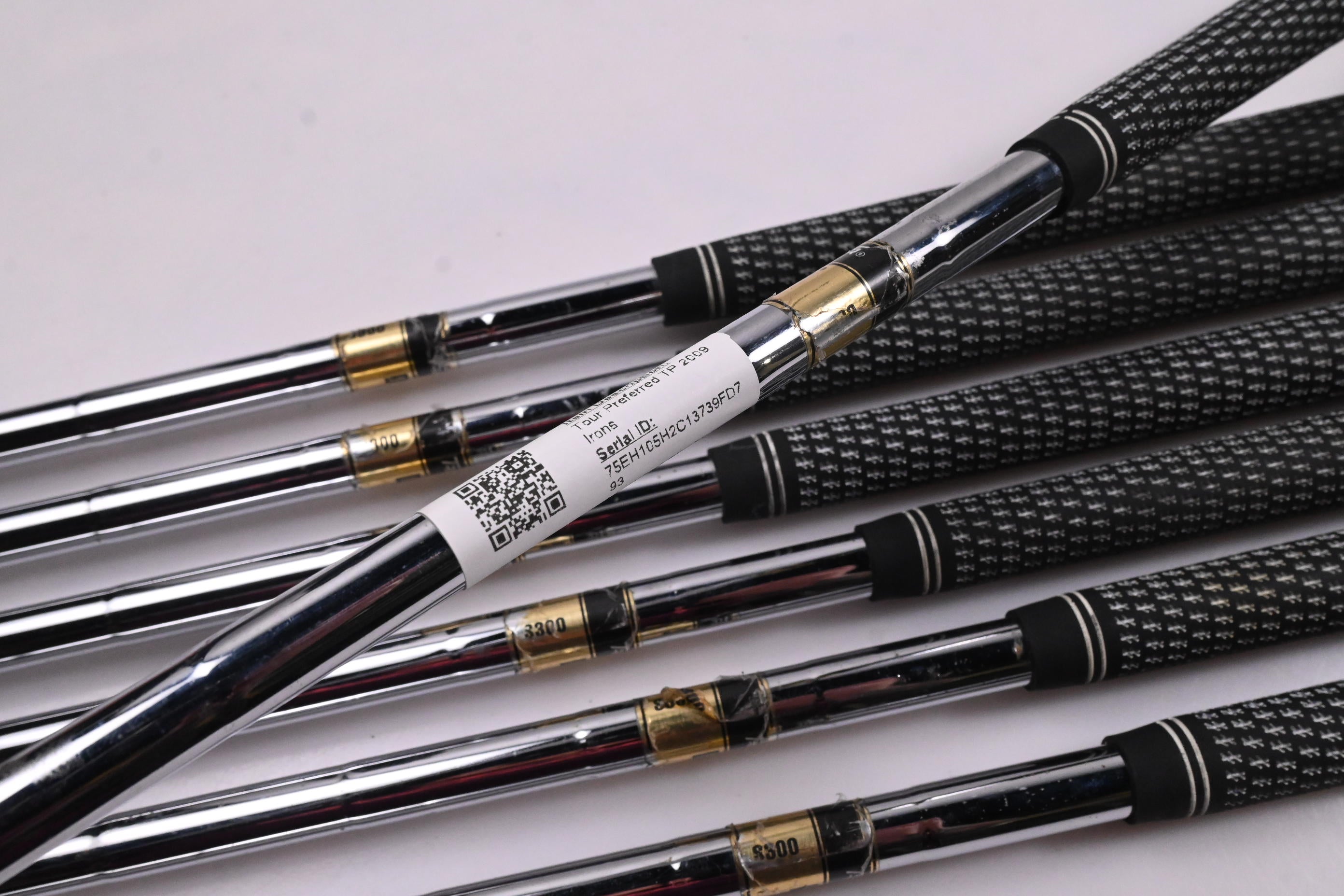 Taylormade Tour Preferred TP 2009 Irons / 4-PW / Stiff Flex Dynamic Gold Shafts