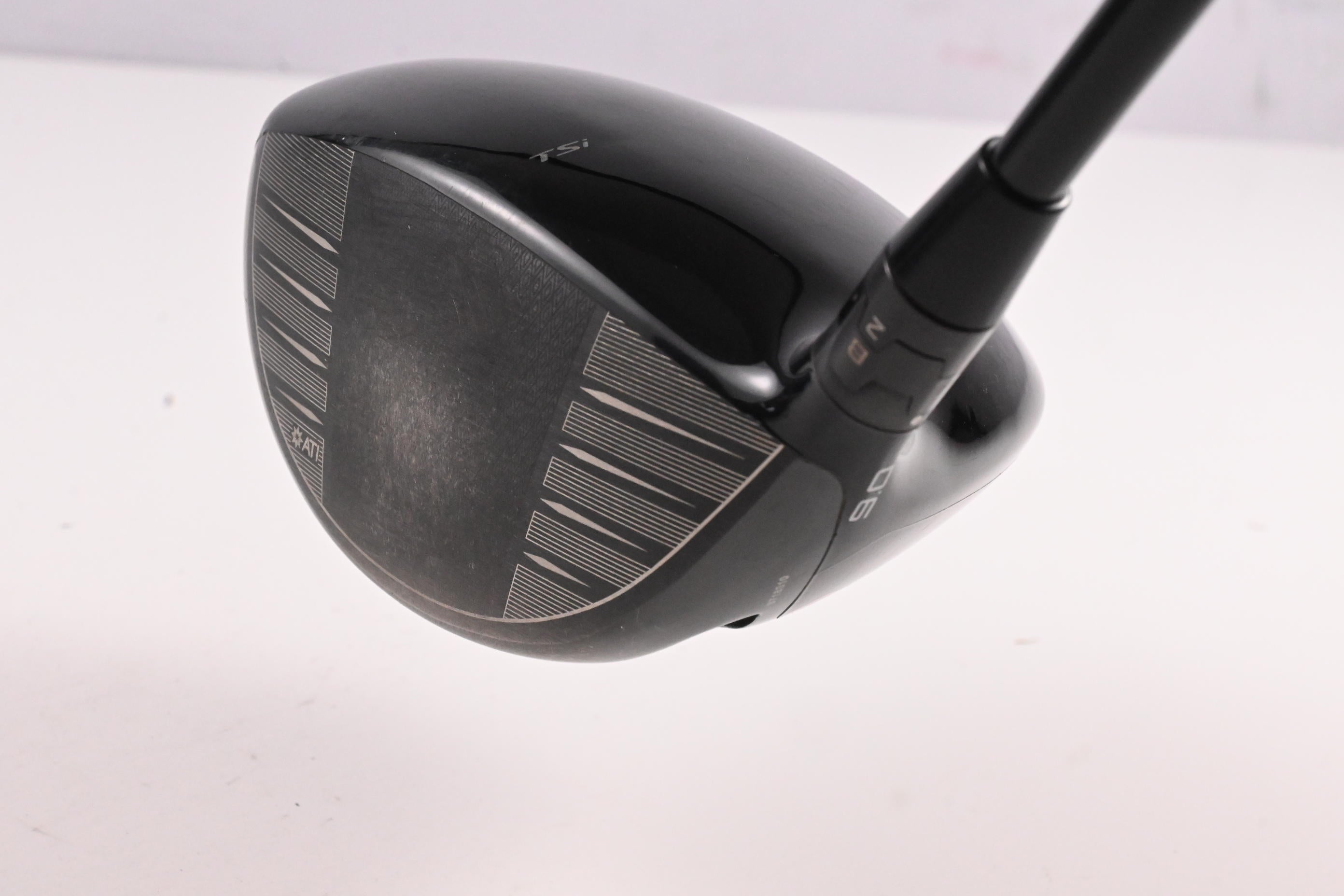 Titleist TSi3 Driver / 9 Degree / Stiff Flex Tensei AV RAW White 65 Shaft