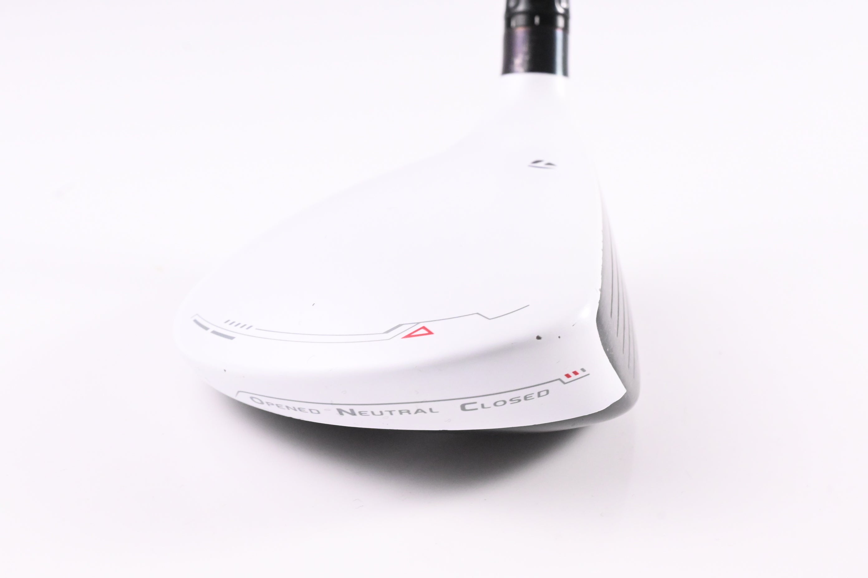 Taylormade R11 #3 Wood / 15.5 Degree / Regular Flex Fujikura Motore F3 80 Shaft