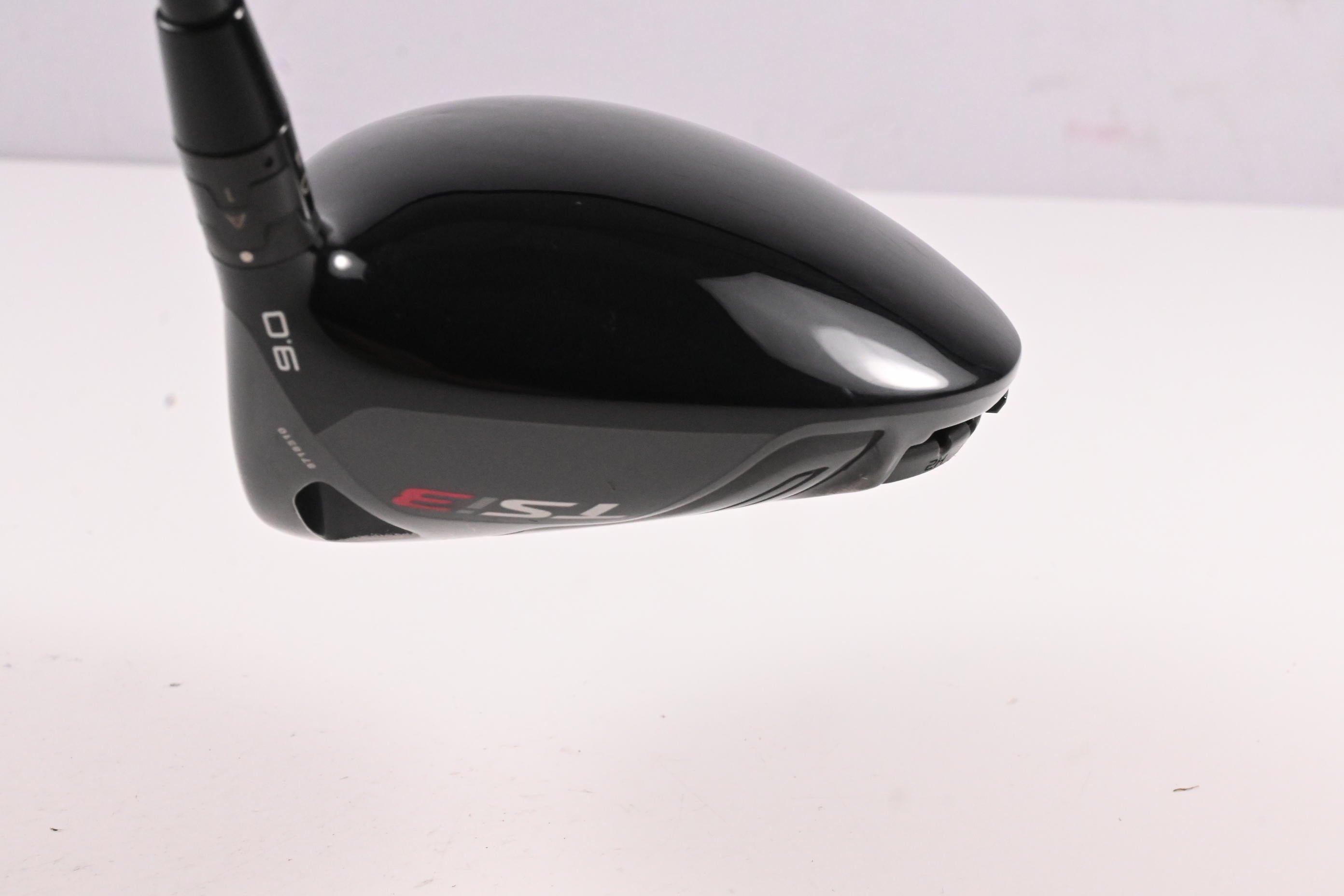 Titleist TSi3 Driver / 9 Degree / Stiff Flex Tensei AV RAW White 65 Shaft