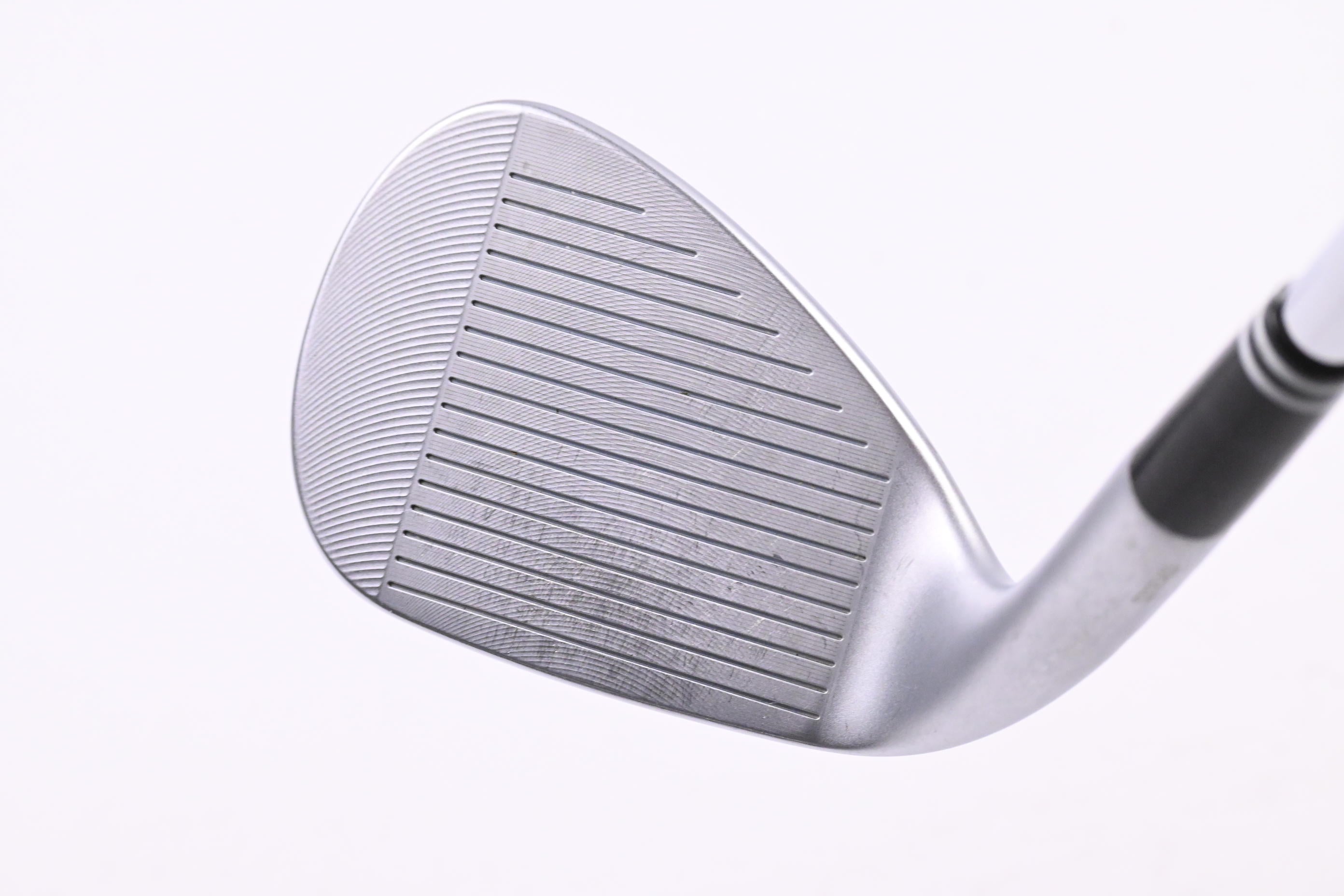 Cleveland CBX 2 Gap Wedge / 52 Degree / Wedge Flex Dynamic Gold 115 Shaft