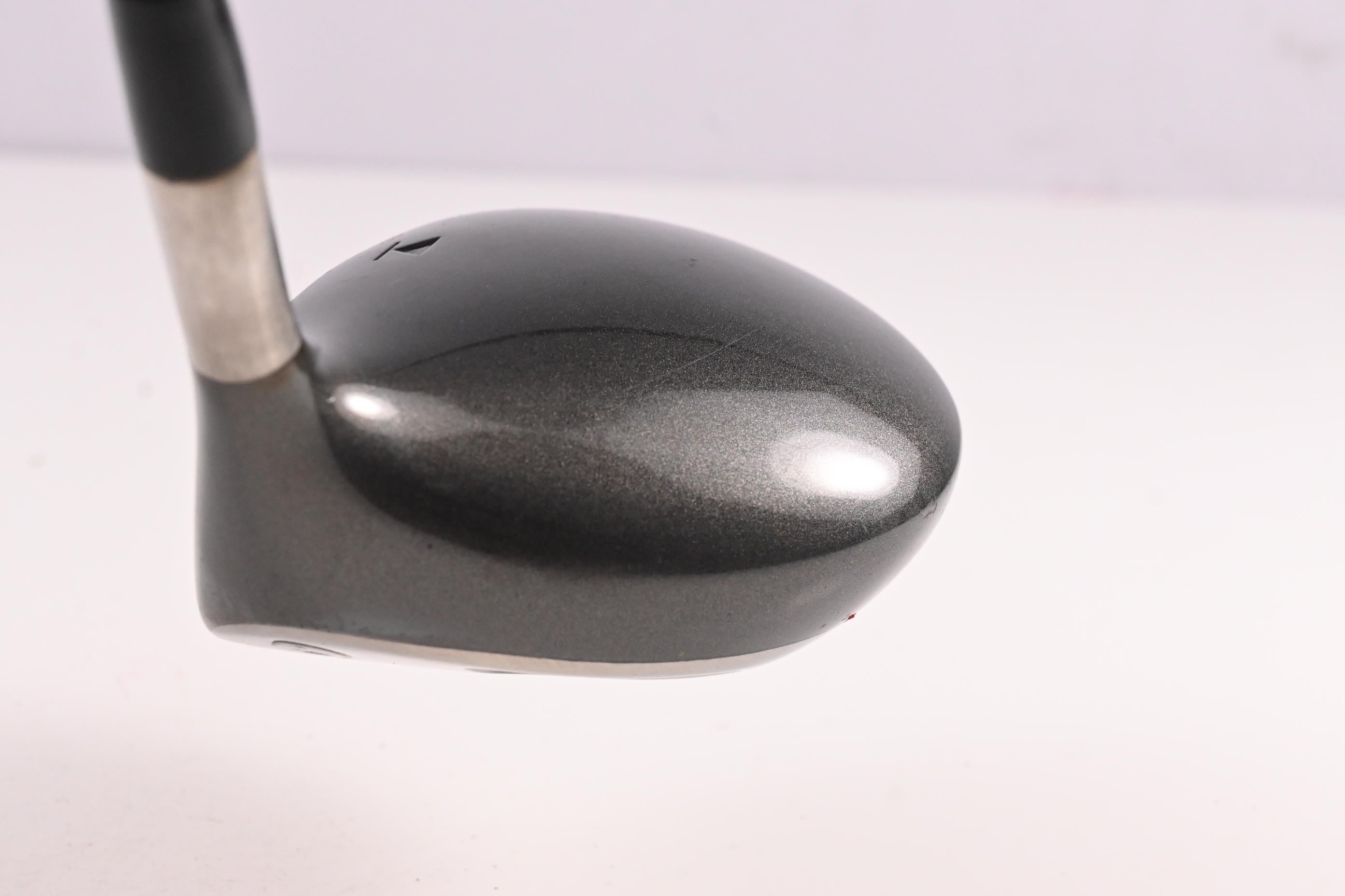 Titleist 975 J Driver / 9.5 Degree / Stiff Flex UST Mamiya ProForce 65 Gold
