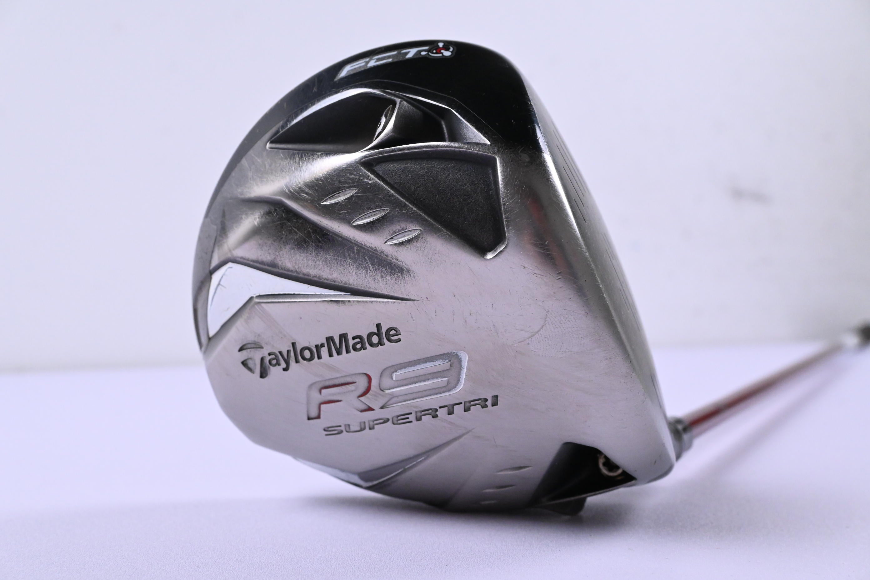 Taylormade R9 Supertri Driver / 9.5 Degree / Stiff Flex Fujikura Motore 60 Shaft