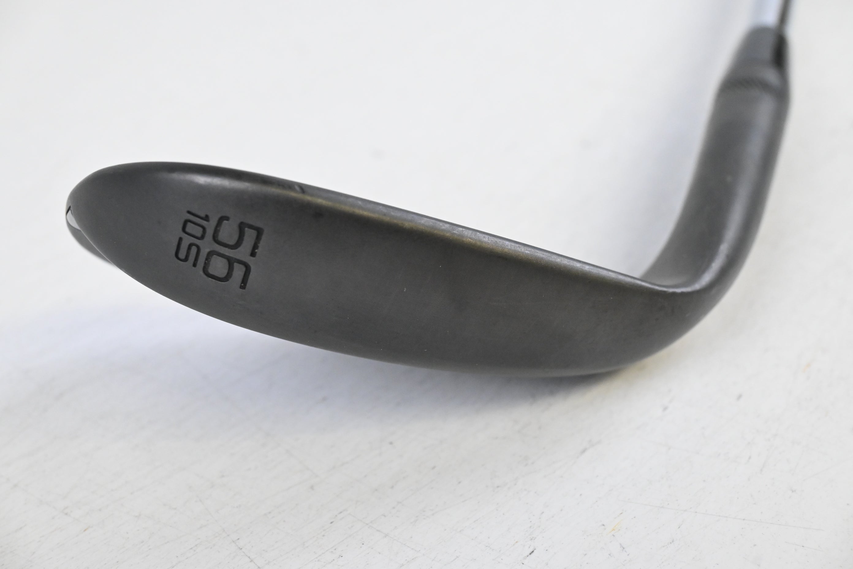 Titleist Vokey SM8 Sand Wedge / 56 Degree / Stiff Flex AMT Red R300 Shaft
