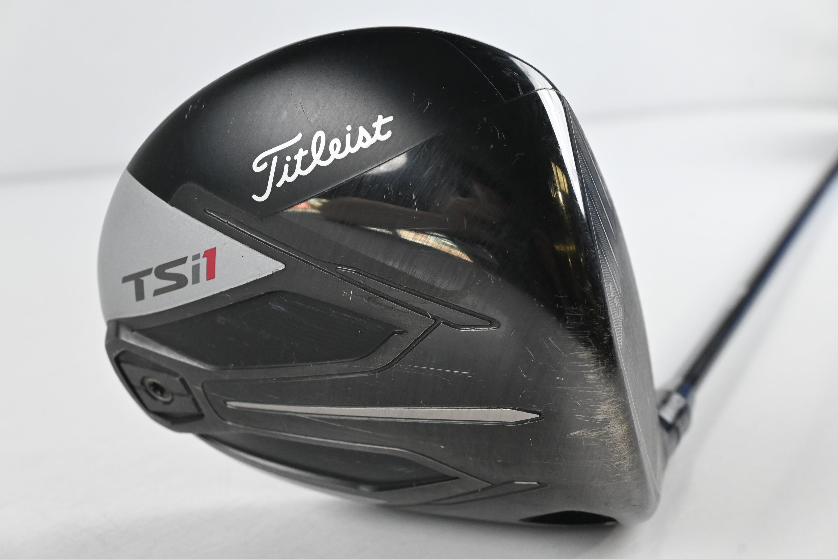 Titleist TSi1 Driver / 10 Degree / X-Flex Kai'li White 70 Shaft