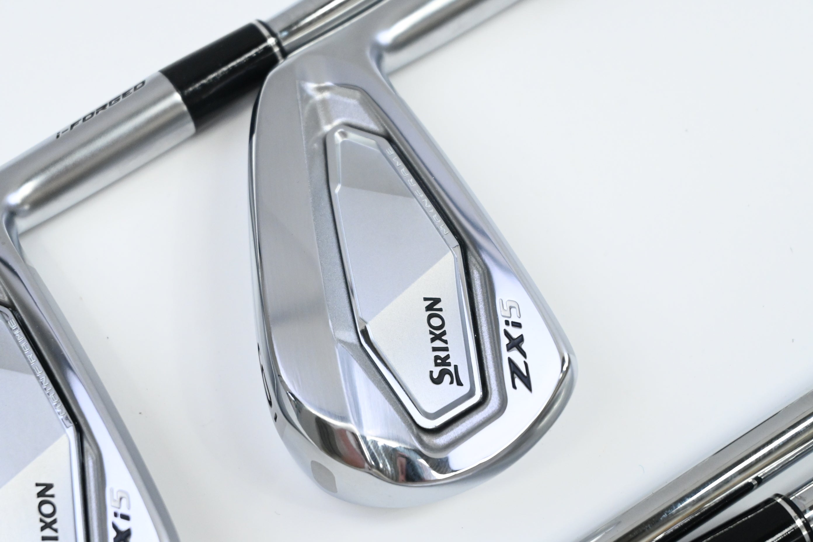 Srixon ZXi5 Irons / 5-9 / Regular Flex NS Pro 950GH Neo Shafts