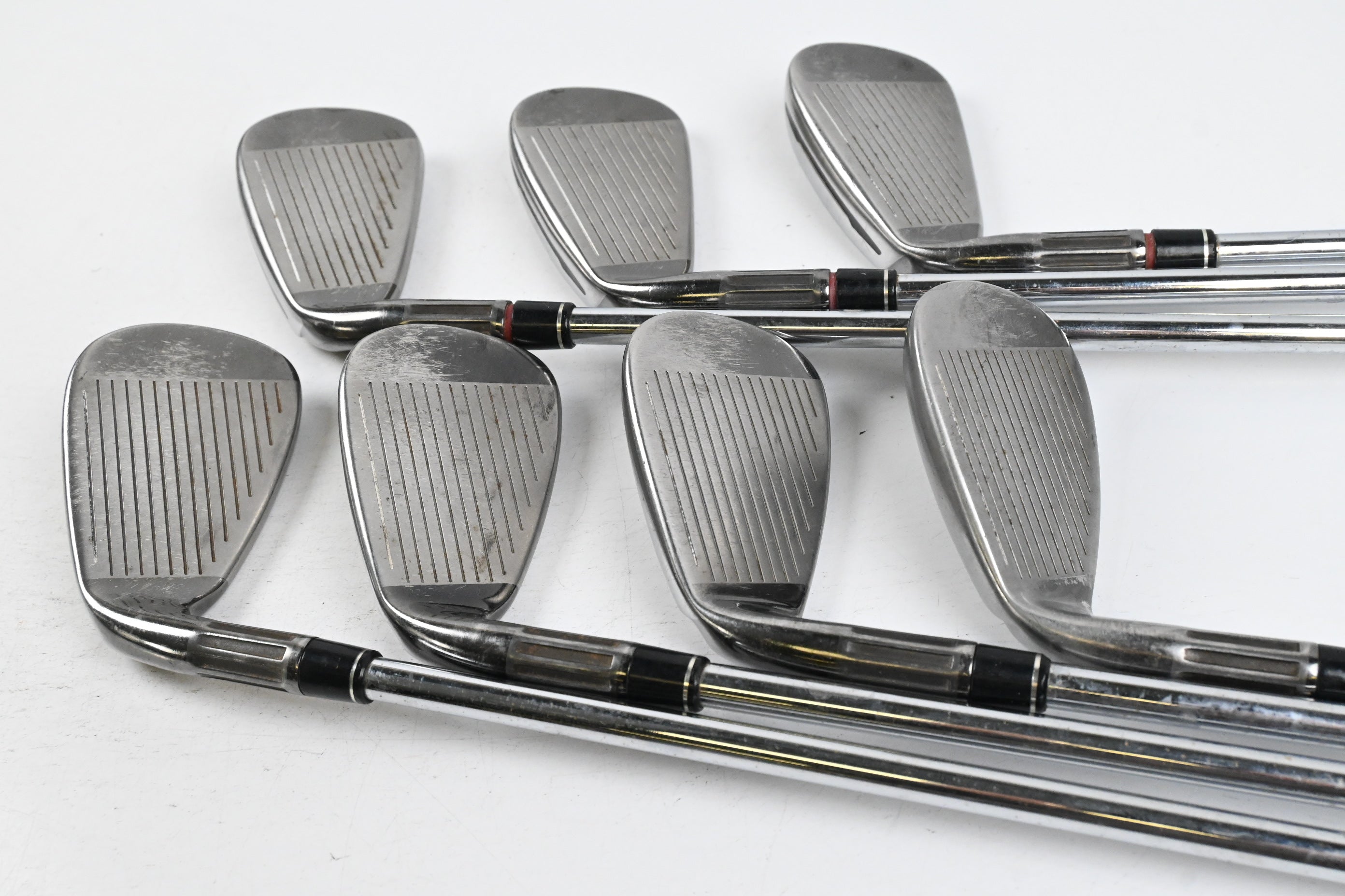 Taylormade M2 2016 Irons / 5-PW+SW / Regular Flex REAX 88 Shafts