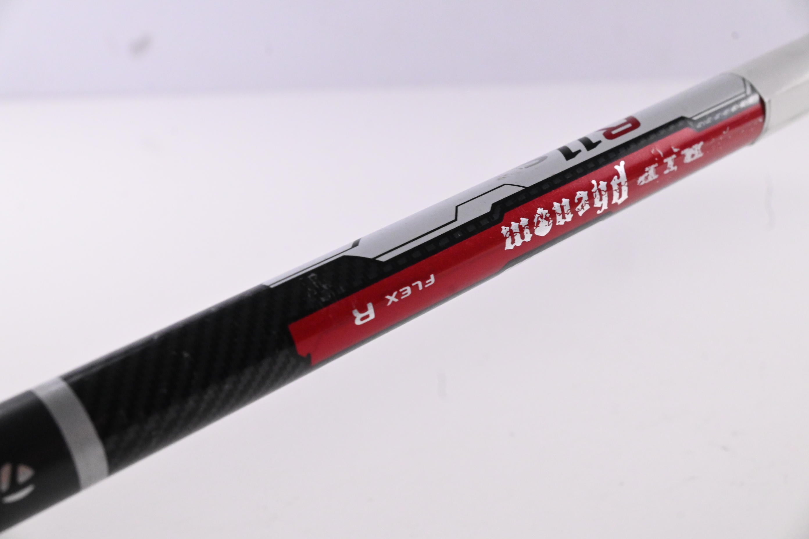 Taylormade R11S Driver / 10.5 Degree / Regular Flex RIP Phenom 60 Shaft