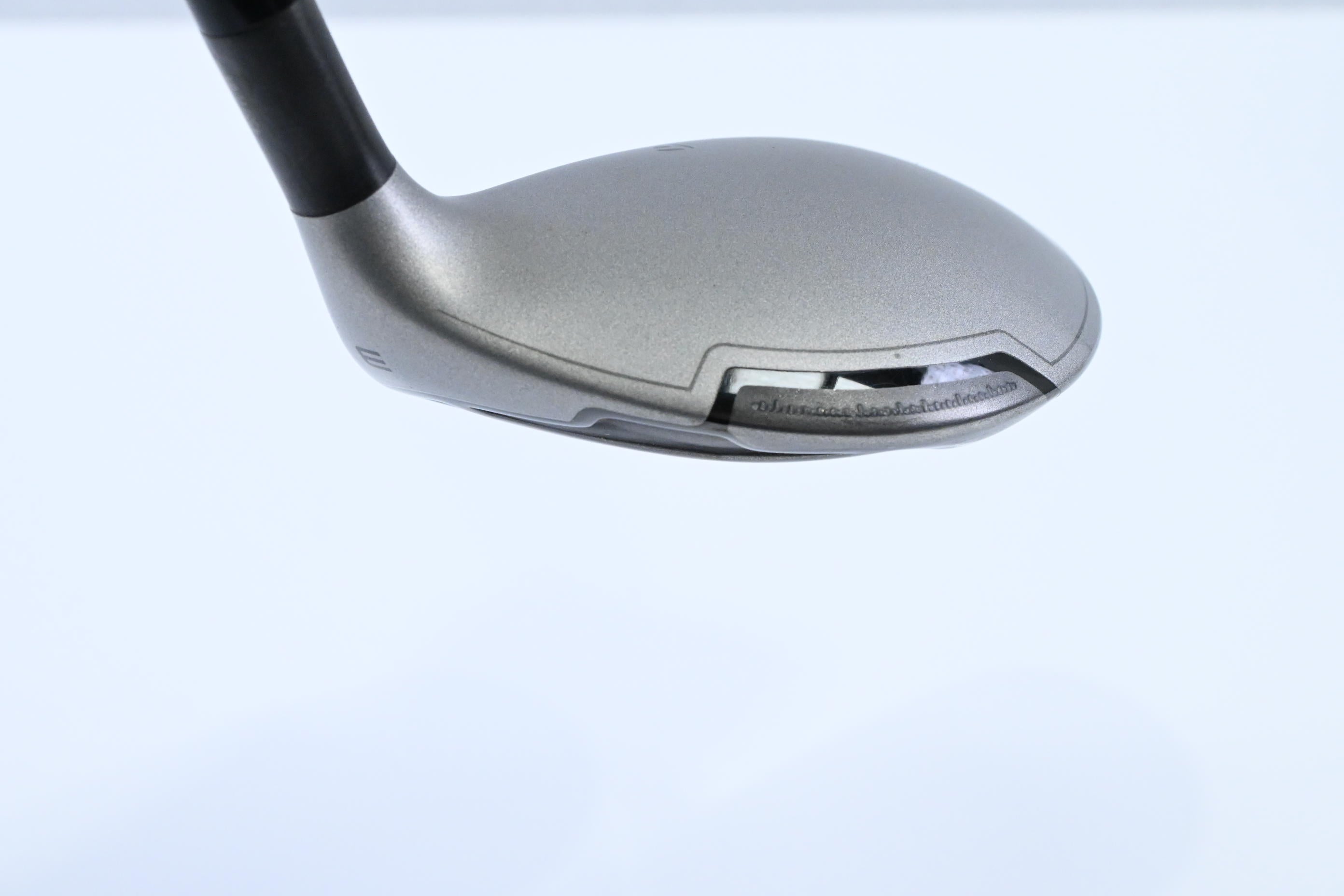 Taylormade SLDR #3 Hybrid / 19 Degree / Stiff Flex Fujikura Speeder 72 Shaft