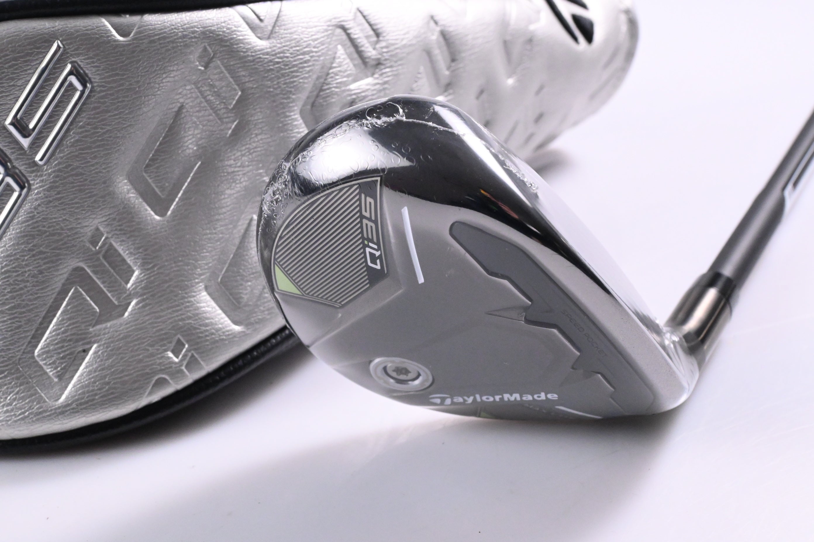 Taylormade Qi35 Max Lite #5 Hybrid / 27 Degree / Senior Flex Vanquish 5 Shaft