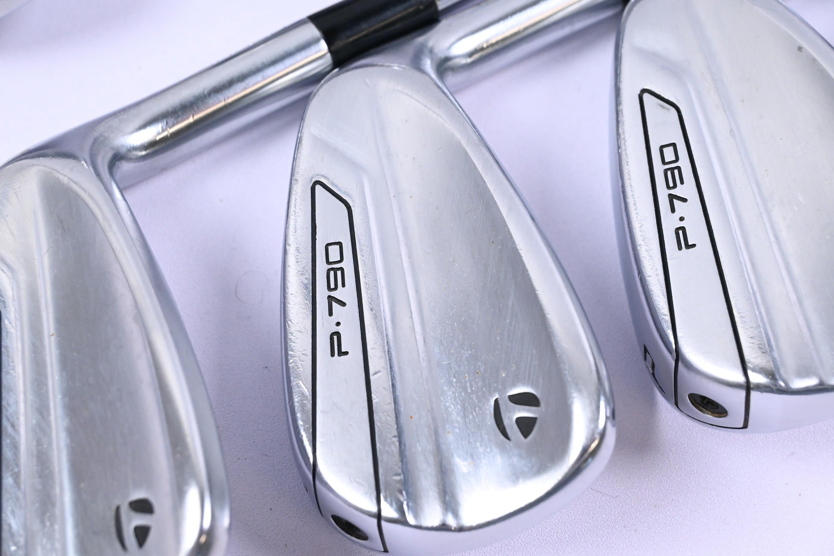 Taylormade P790 2019 Irons / 4-PW+GW / Regular Flex Dynamic Gold 95 R300