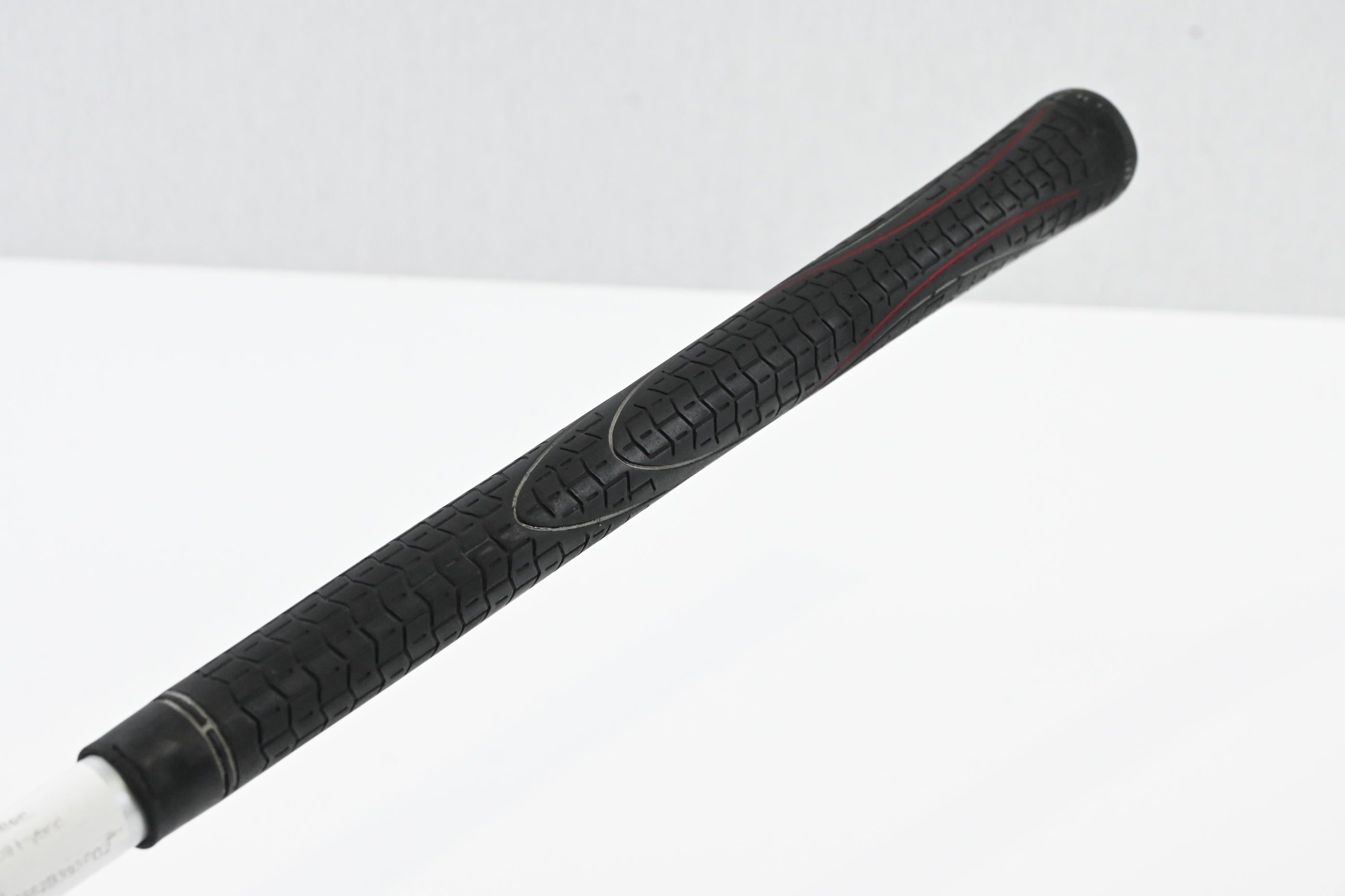 Taylormade Rescue 2009 #4 Hybrid / 22 Degree / Regular Flex Aldila Reax 65 Shaft