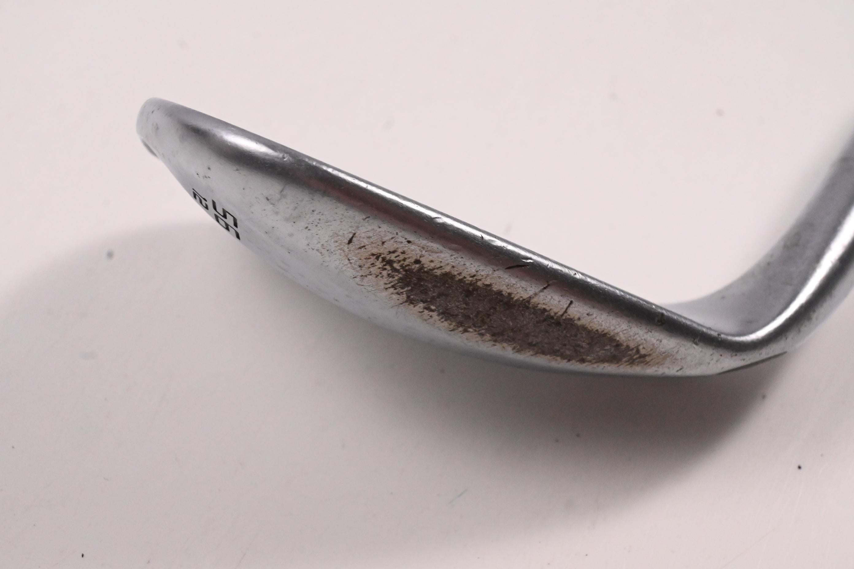 Wilson Staff Model Sand Wedge / 56 Degree / Regular Flex Catalyst 80 Shaft