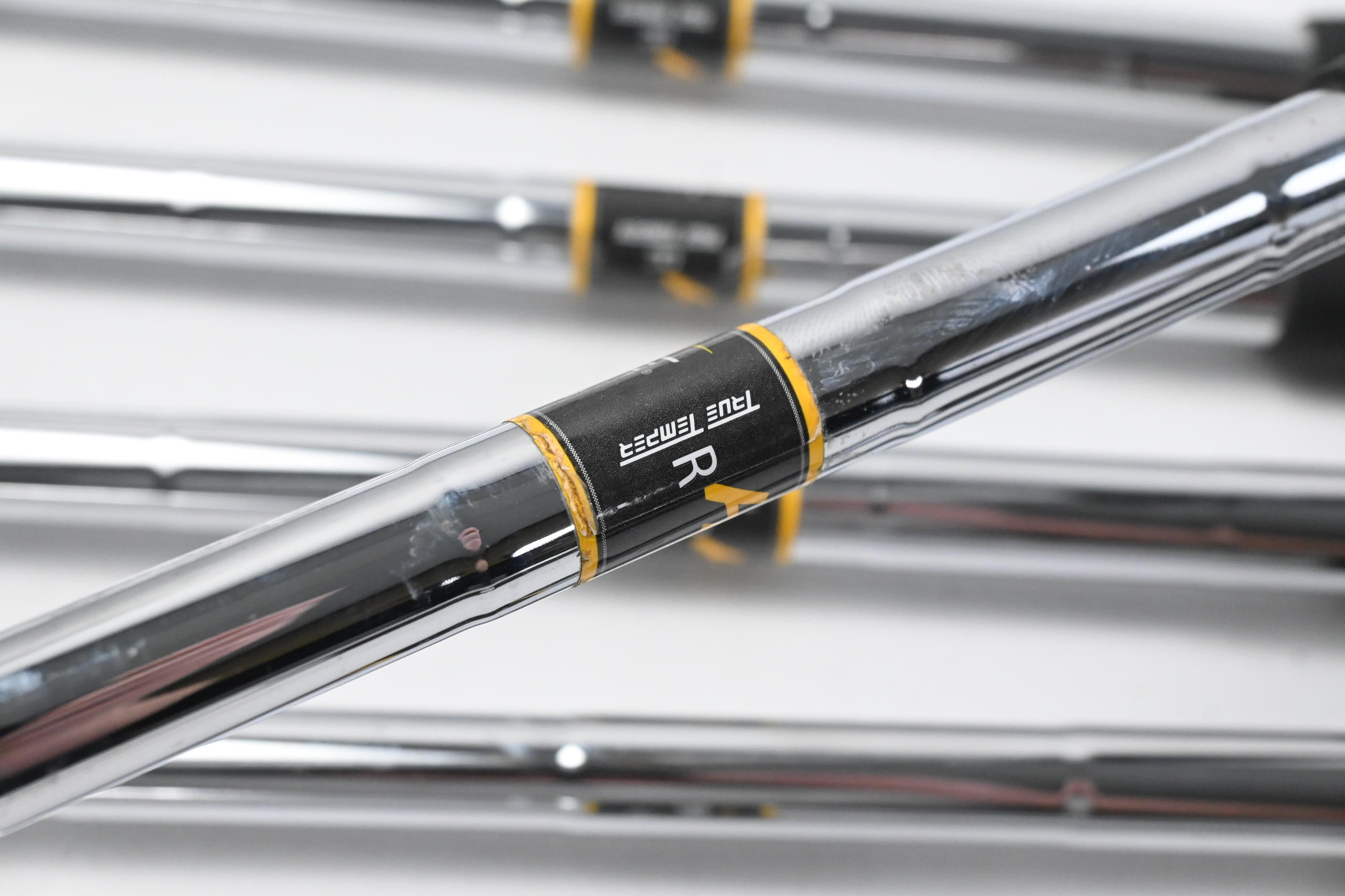 Cleveland HiBore Irons / 4-PW / Regular HiBore Shafts
