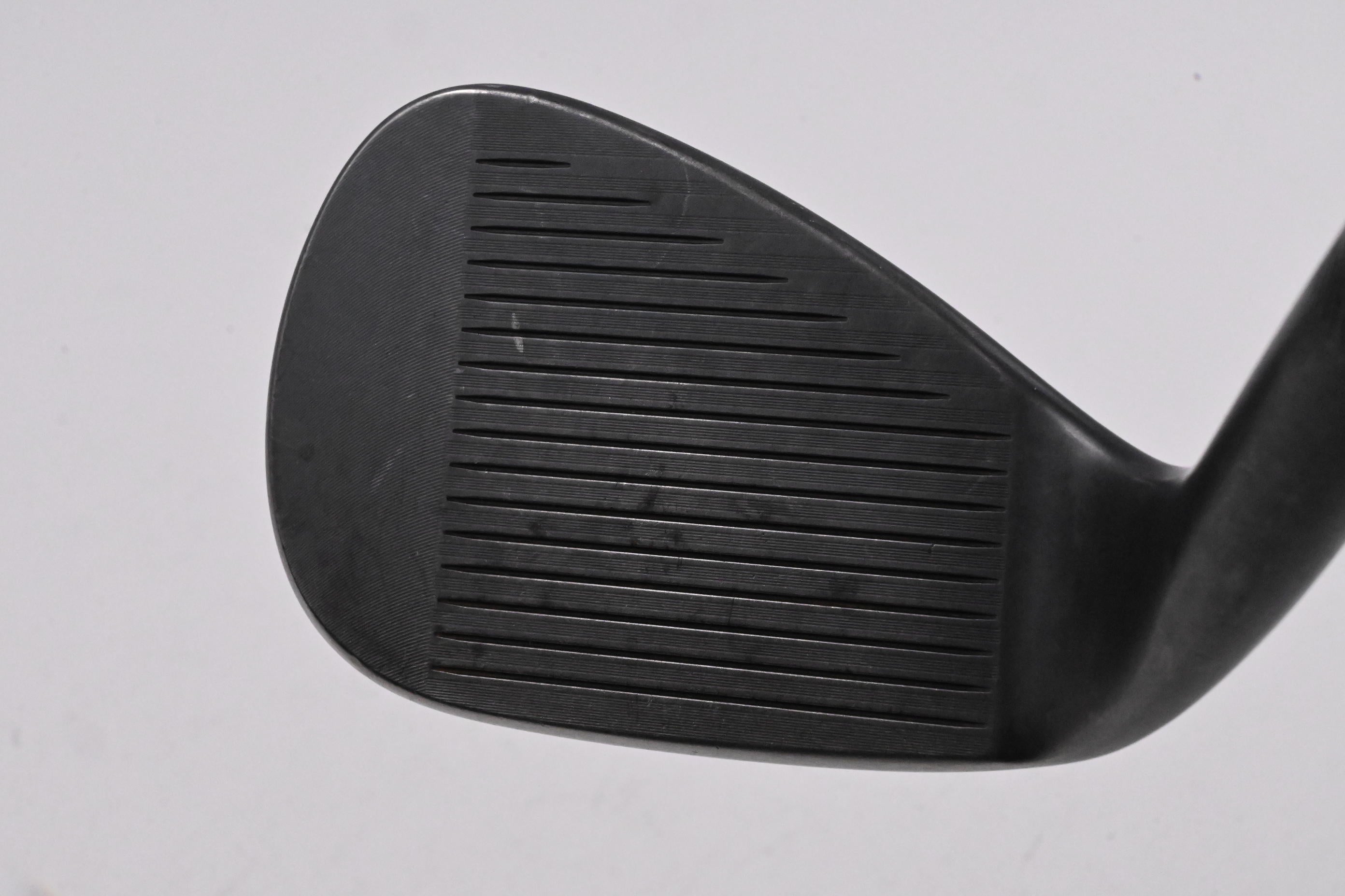 Titleist Vokey SM8 Pitching Wedge / 46 Degree / X-Flex Project X Shaft