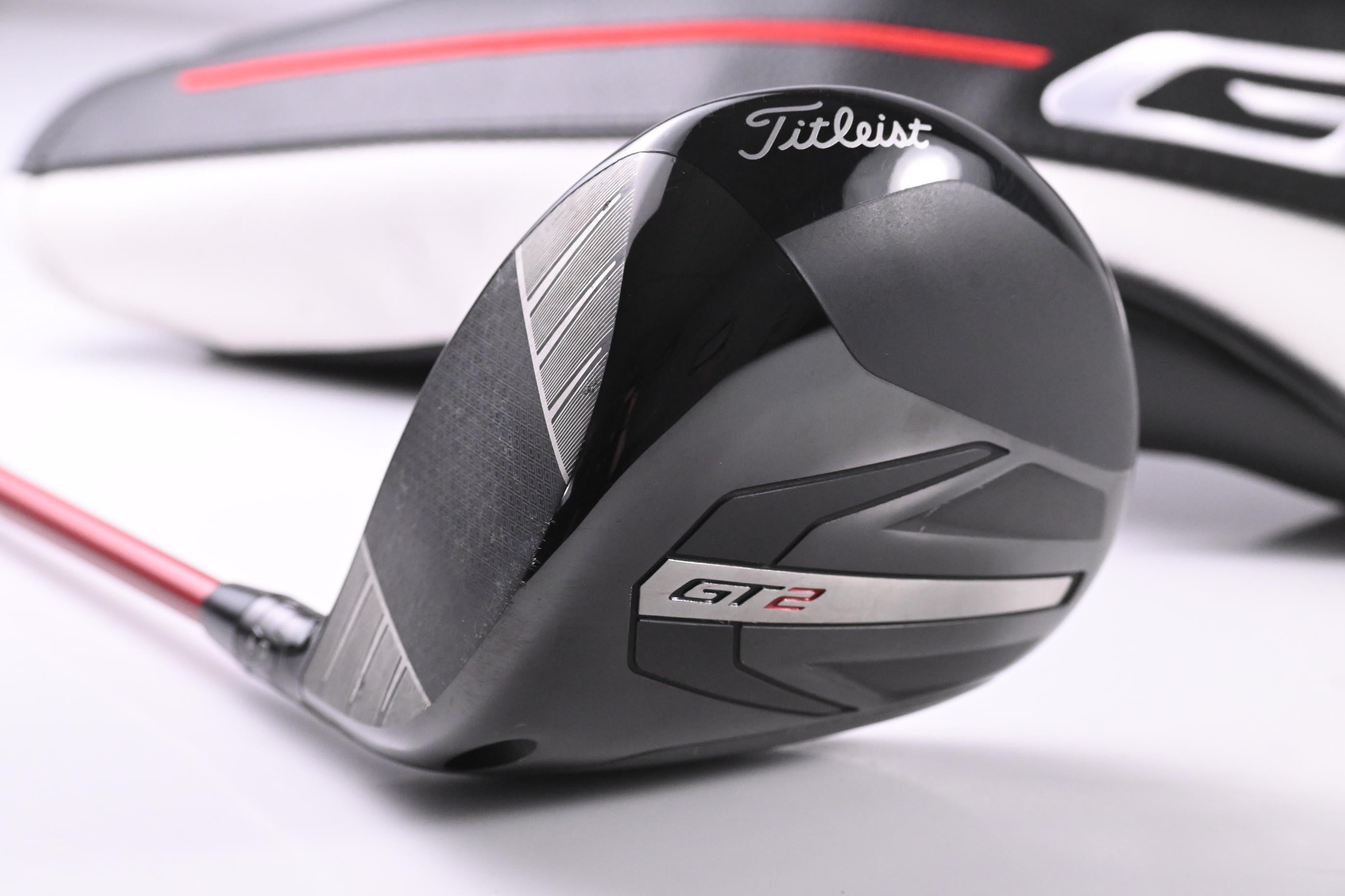 Left Hand Titleist GT2 Driver / 9 Degree / Stiff Flex Project X Denali Red 60