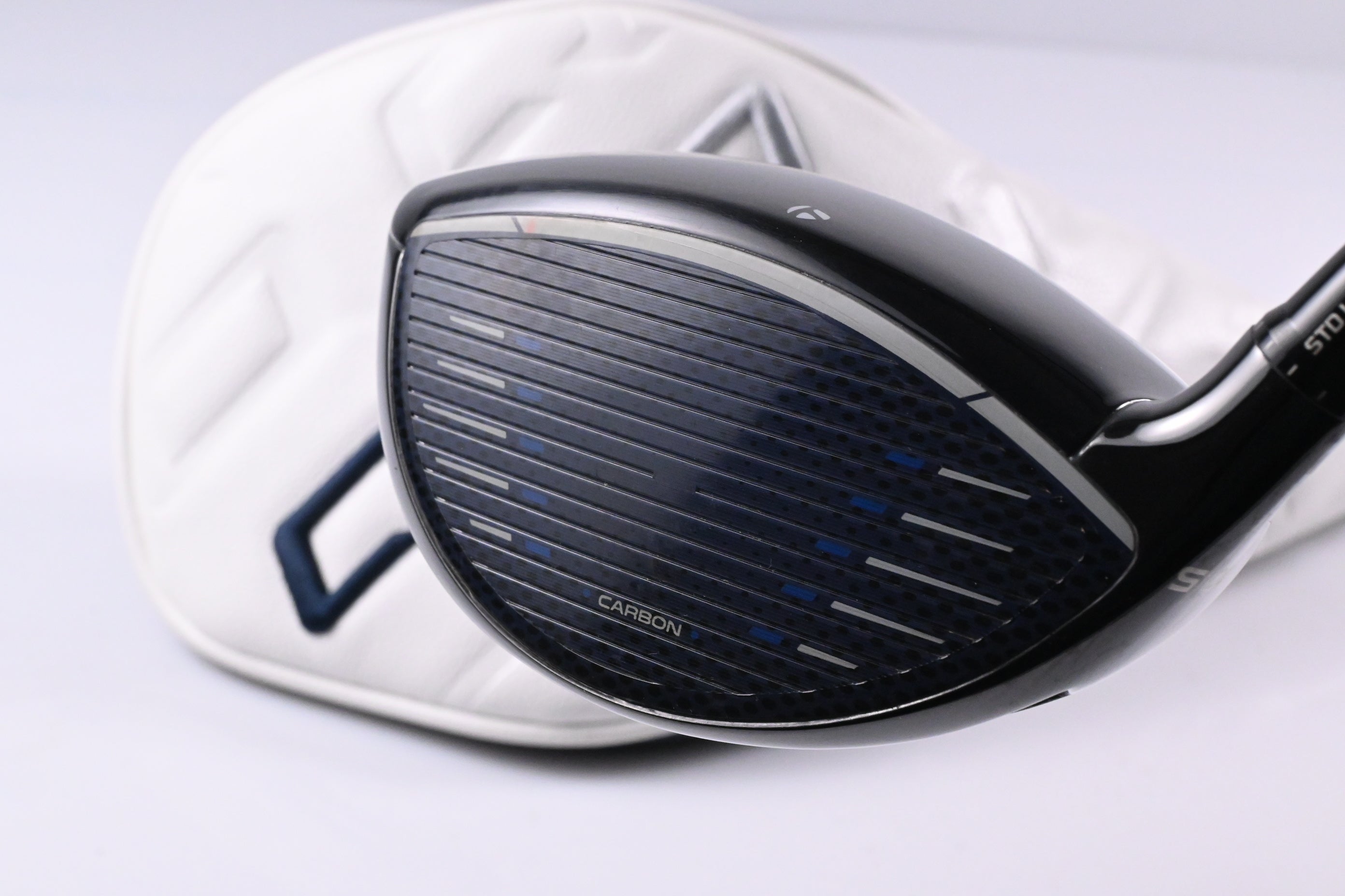 Taylormade Qi10 Driver / 10.5 Degree / Stiff Flex HZRDUS Smoke Red RDX 60 Shaft