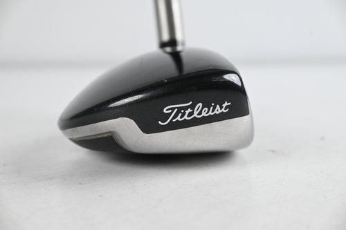 Titleist 909H #2 Hybrid / 17 Degree / Regular Flex Aldila Vodoo Shaft