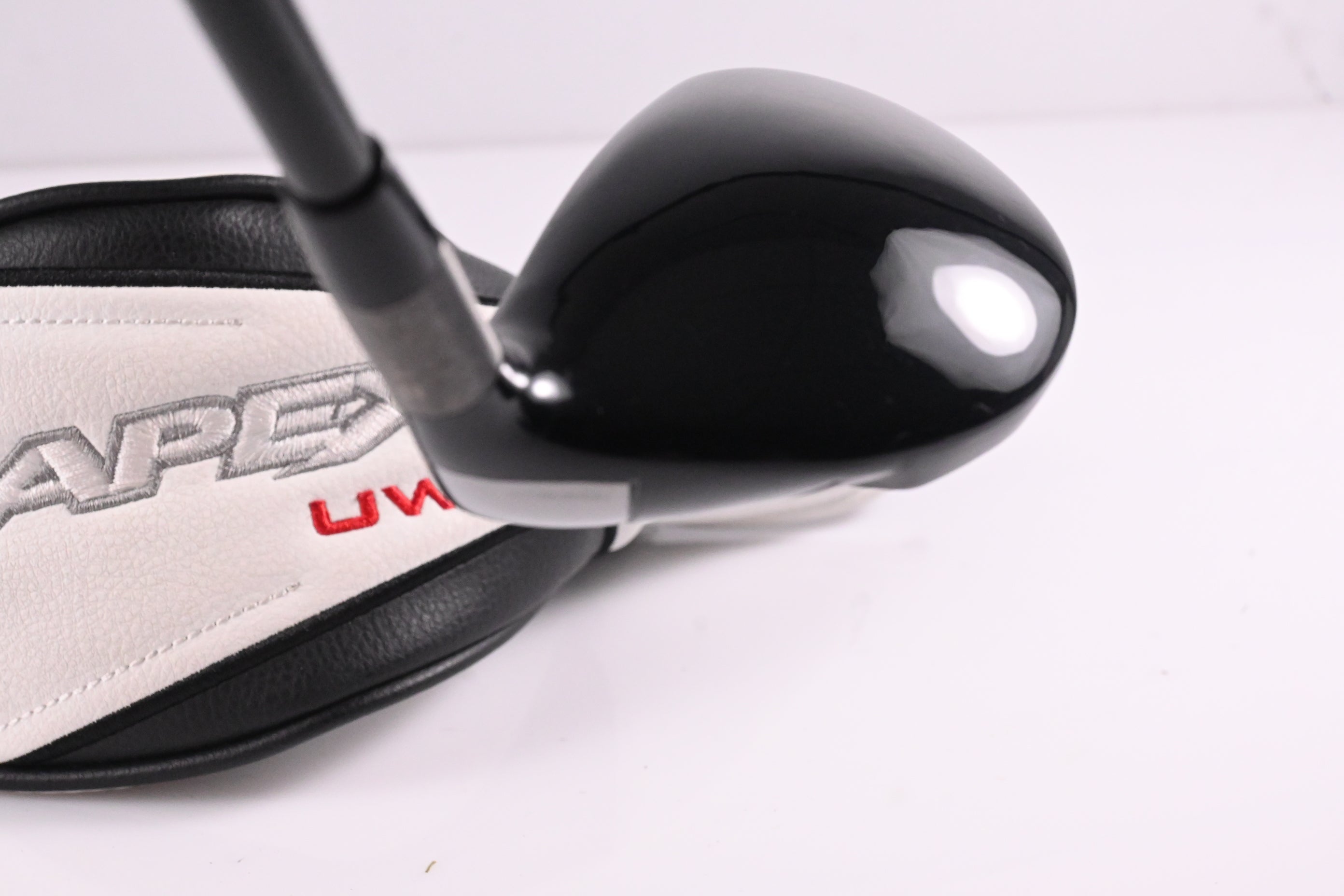 Callaway Apex UW 24 #4 Hybrid / 21 Degree / Regular Flex MMT 70 Shaft