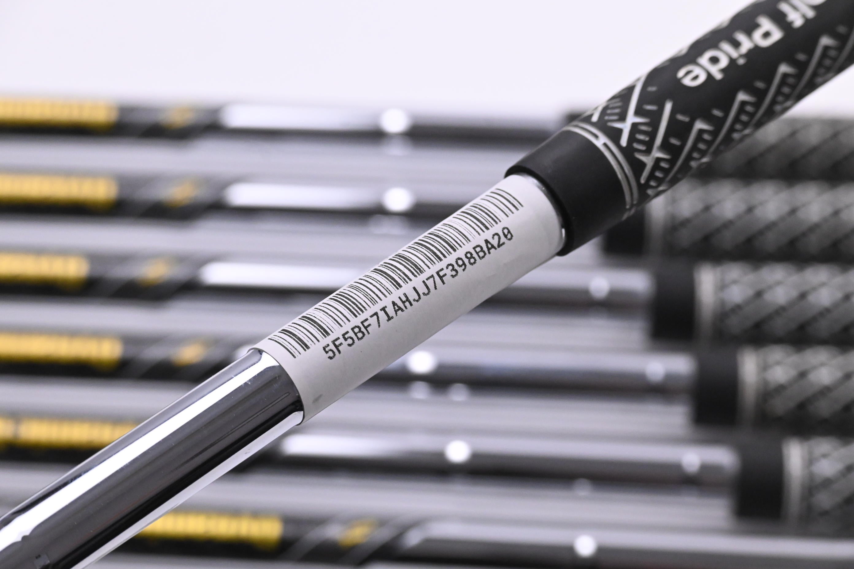 Wilson DYNAPWR 2025 Irons / 5-PW+GW / Regular Flex Dynamic Gold MID R300 Shafts