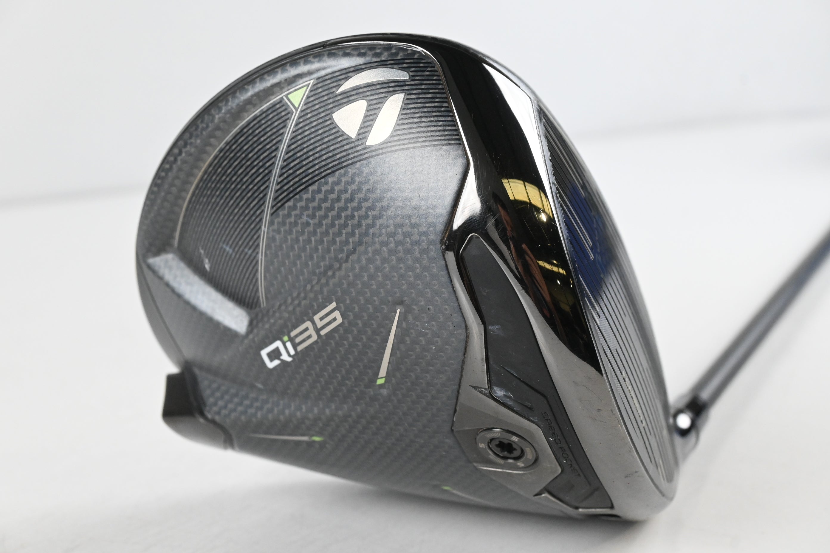 Taylormade Qi35 Driver / 12 Degree / Regular Flex Kai'li Dark Waves Blue 60