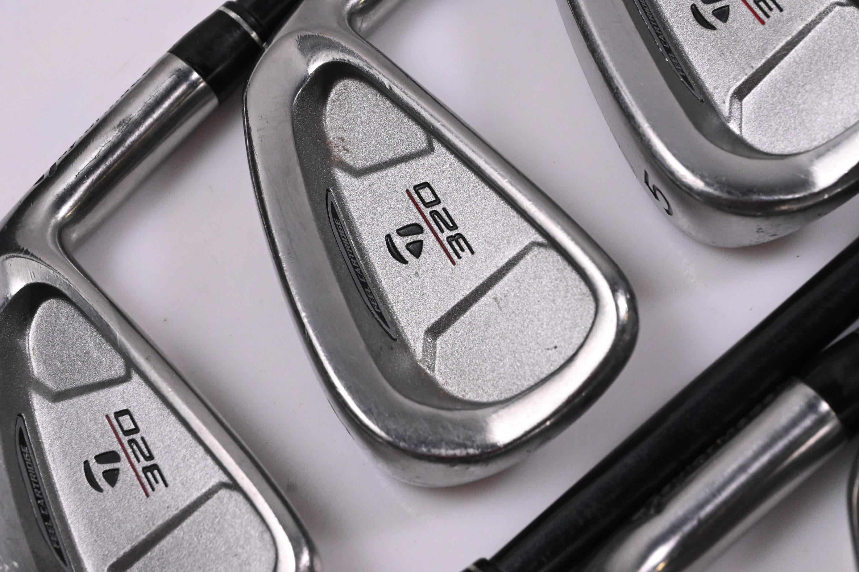 Taylormade 320 Steel Irons / 3-PW+GW+SW / Regular Flex Taylormade Lite 80 Shafts
