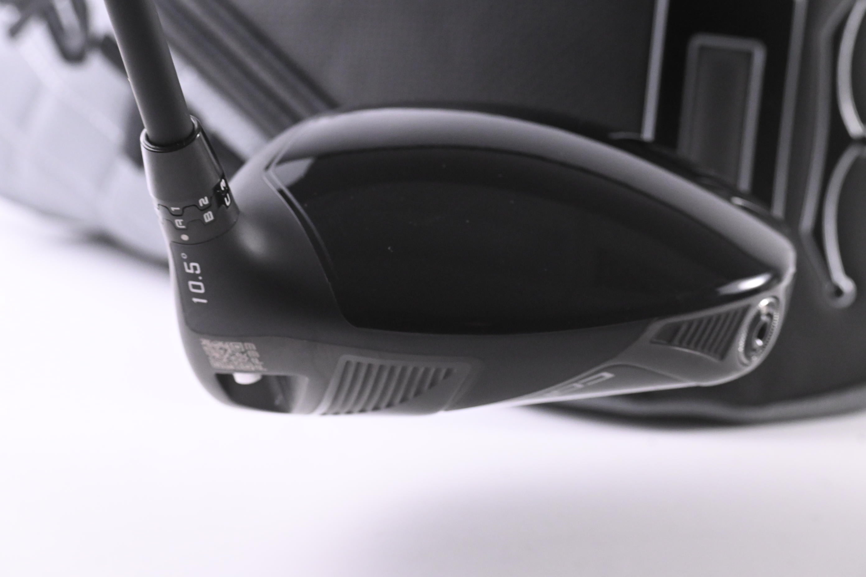 Cobra OPTM X Driver / 10.5 Degree / Regular Flex Kai'li Blue Darkwaves 60