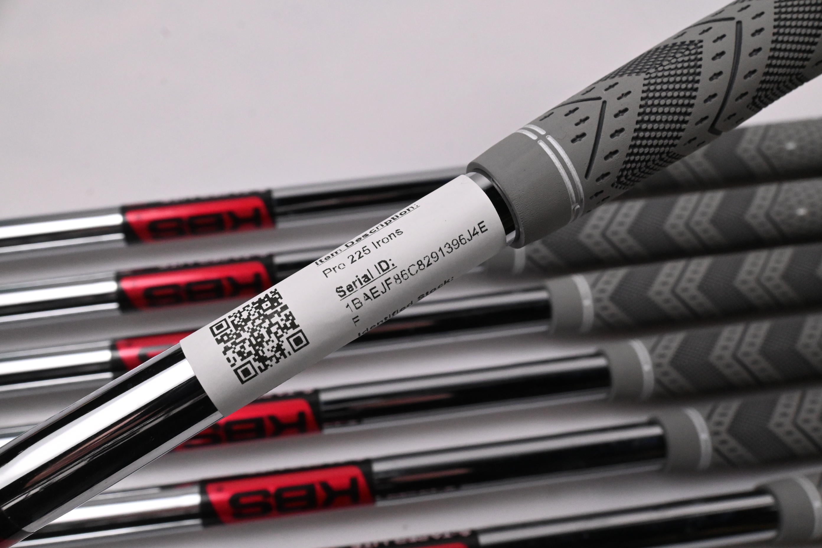 Mizuno Pro 225 Irons / 5-PW+GW / Regular Flex KBS $-Taper Lite 95 Shafts