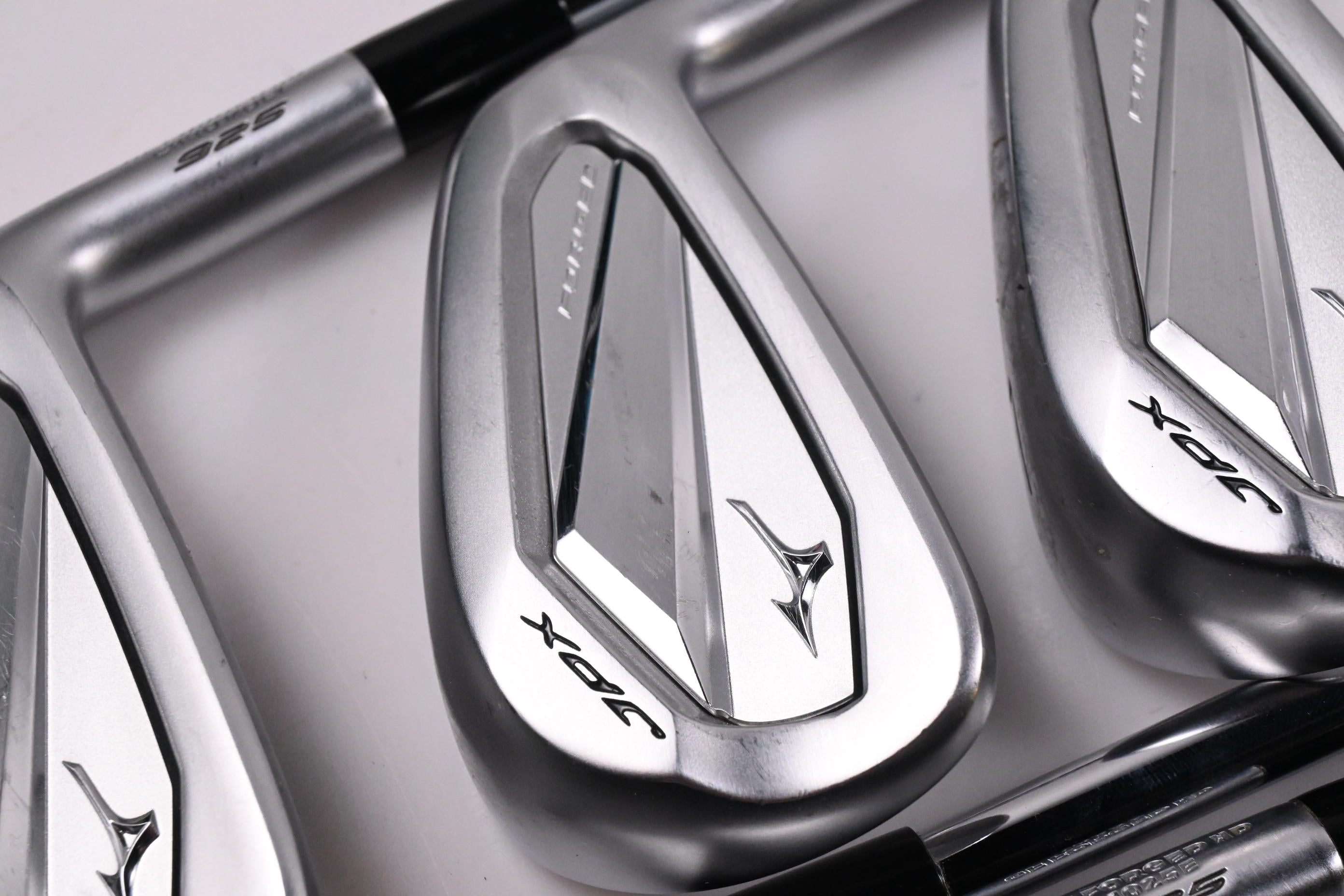 Mizuno JPX 925 Forged Irons / 5-PW+GW / Regular Flex N.S.Pro Modus 3 Tour 105