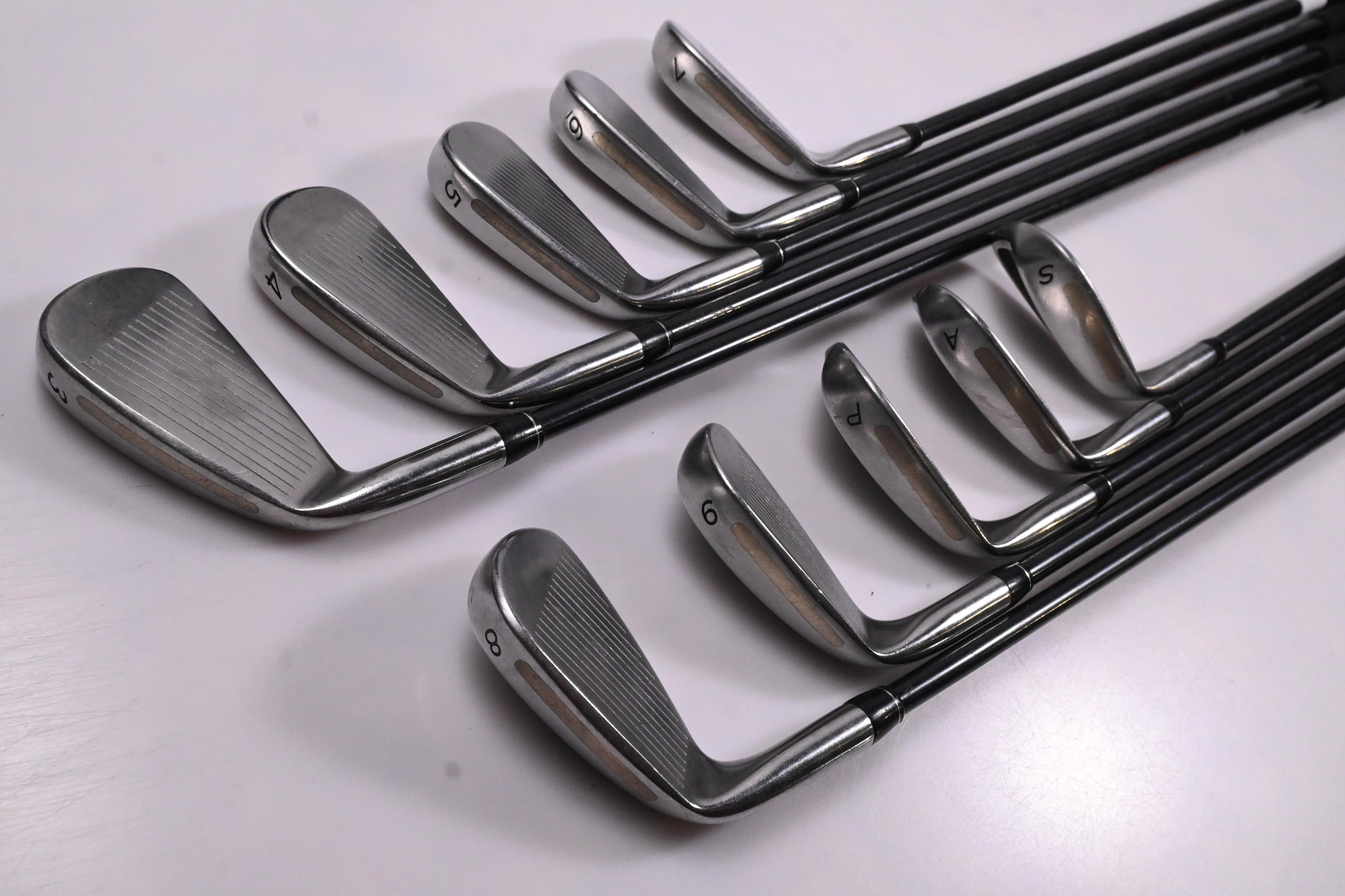 Taylormade 320 Steel Irons / 3-PW+GW+SW / Regular Flex Taylormade Lite 80 Shafts