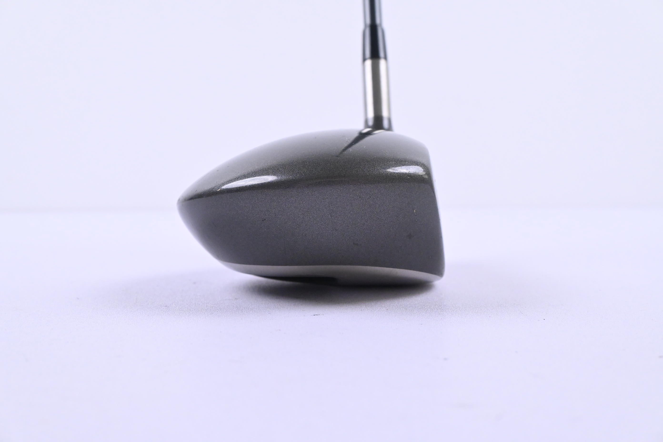 Titleist 975 D Driver / 8.5 Degree / Stiff Flex Titleist Ultralite Shaft