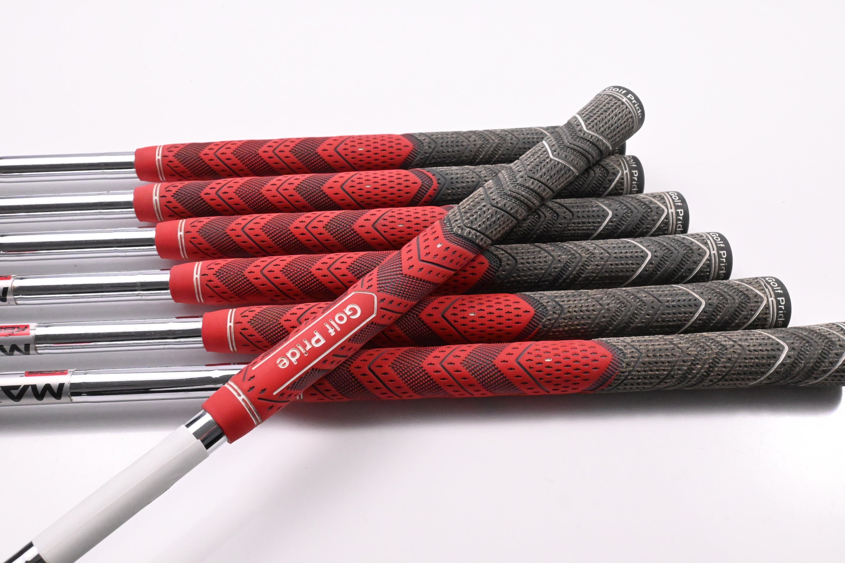 Taylormade M6 Irons / 5-PW+AW / Regular Flex KBS MAX 85 Shafts