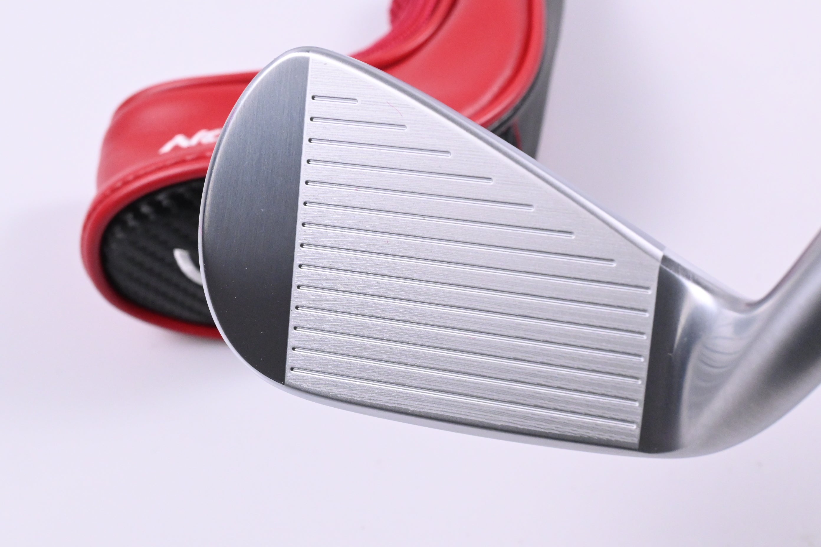 Srixon Z-U85 #6 Iron / 29 Degree / Regular Flex Miyazaki Mahana 6 Shaft