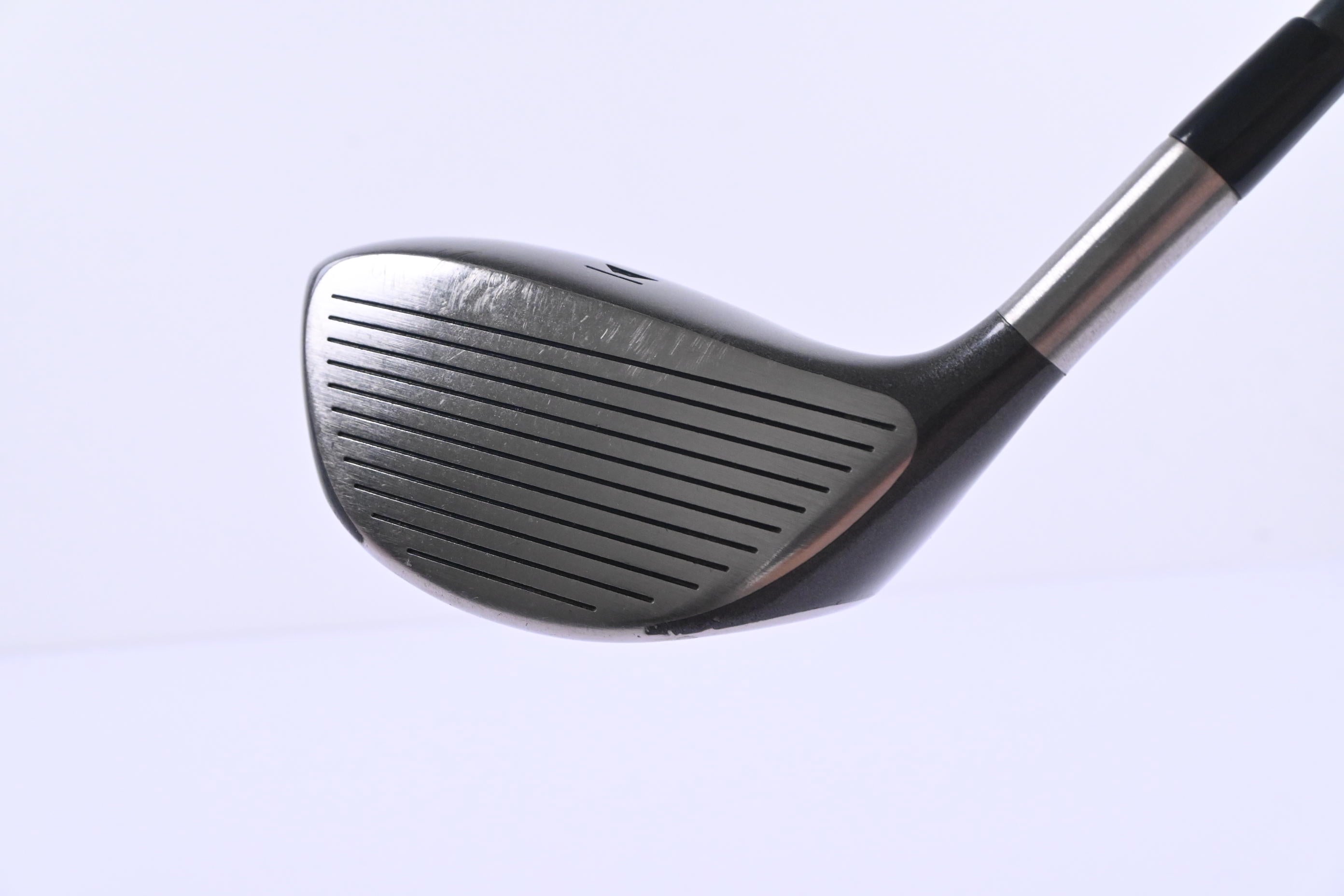 Titleist 975 D Driver / 8.5 Degree / Stiff Flex Titleist Ultralite Shaft