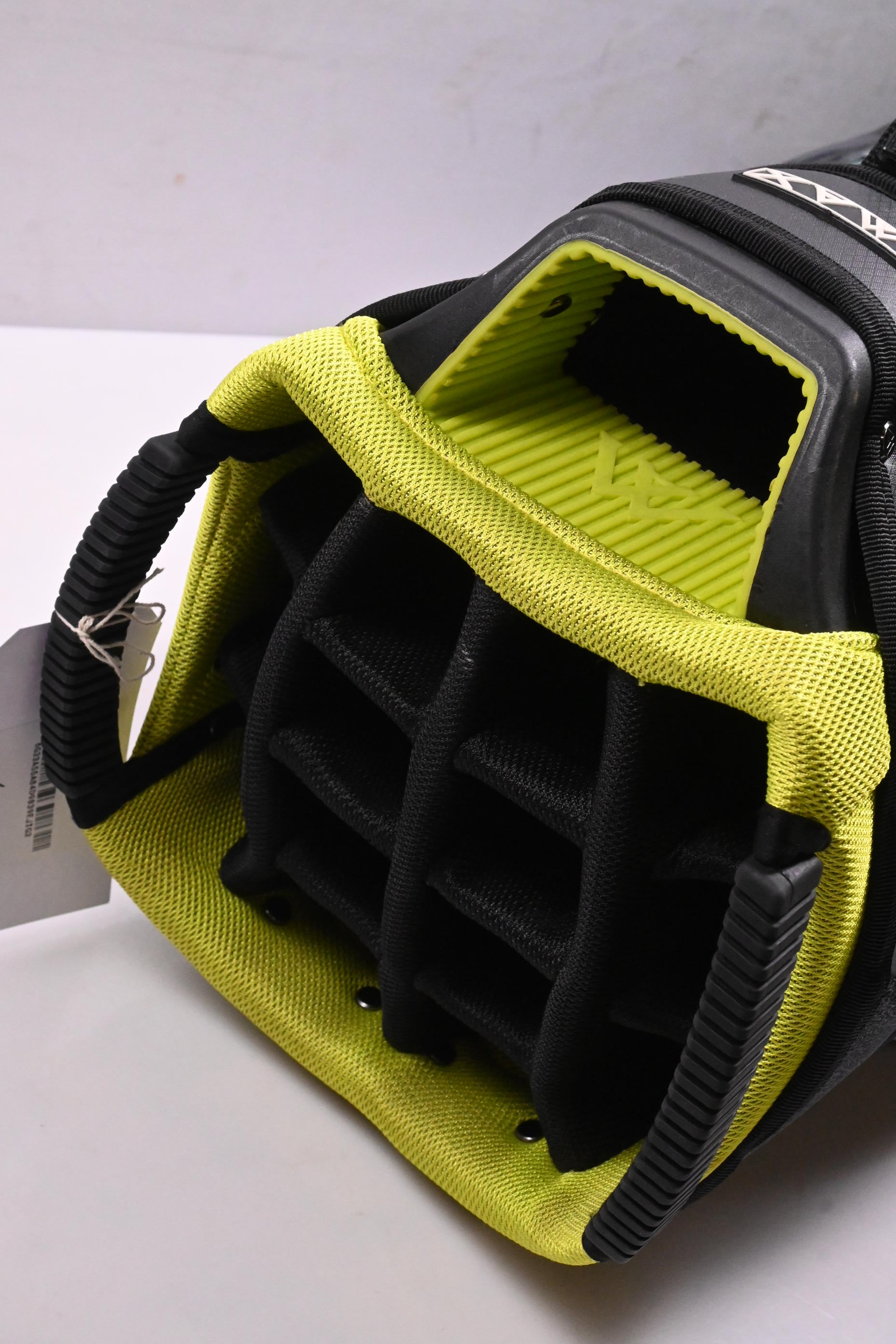 Big Max 14 Dry Design Series Sport 3 Cart Bag / 15-Way Divider / Green & Black