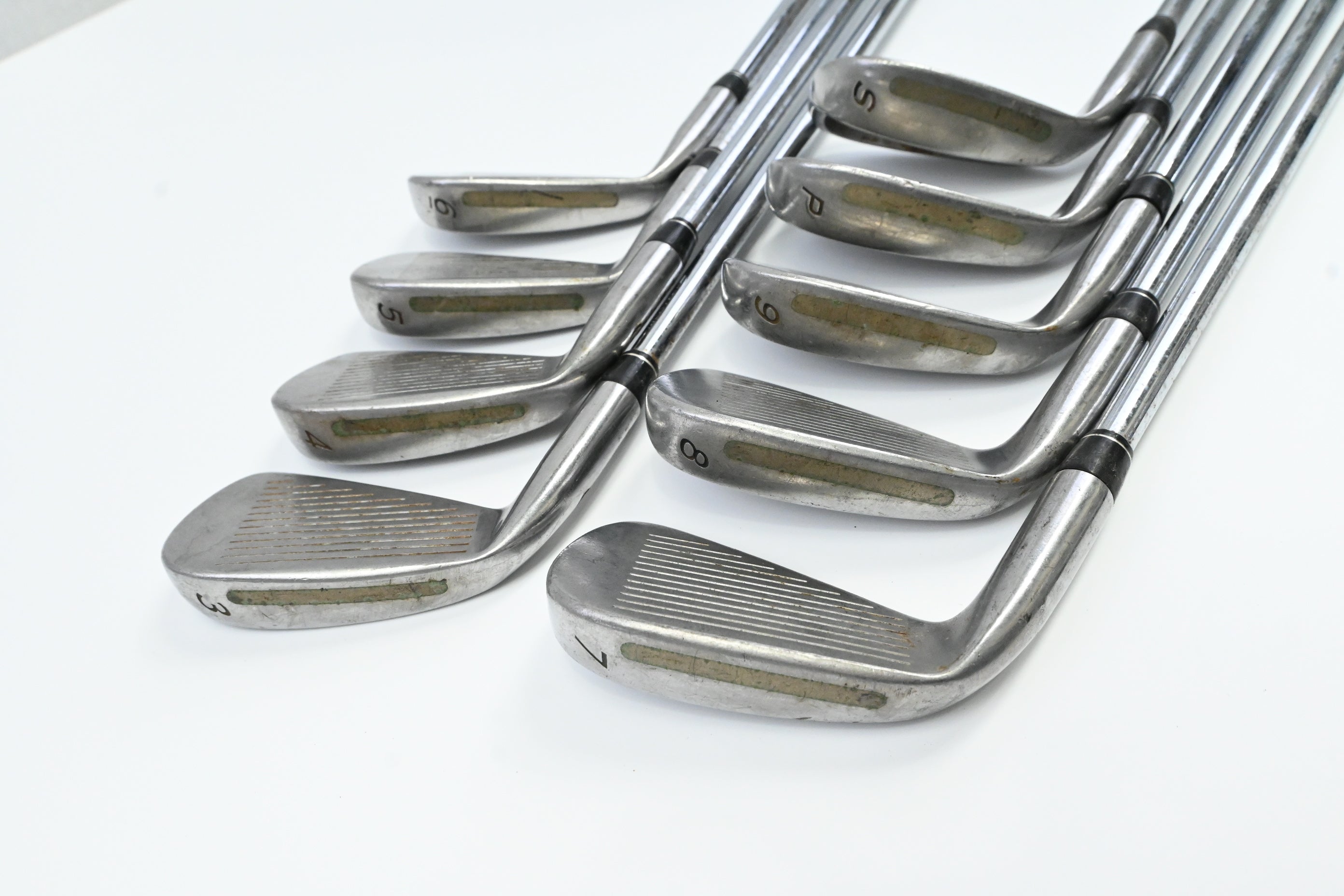 Taylormade 320 Steel Irons / 3-PW+SW / Stiff Flex Flighted Rifle 90 Shafts