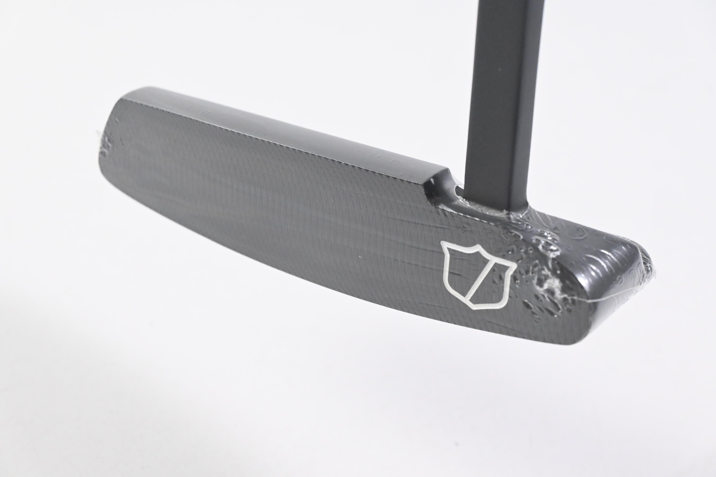 Ladies Wilson Infinite Windy City Putter / 33 Inch