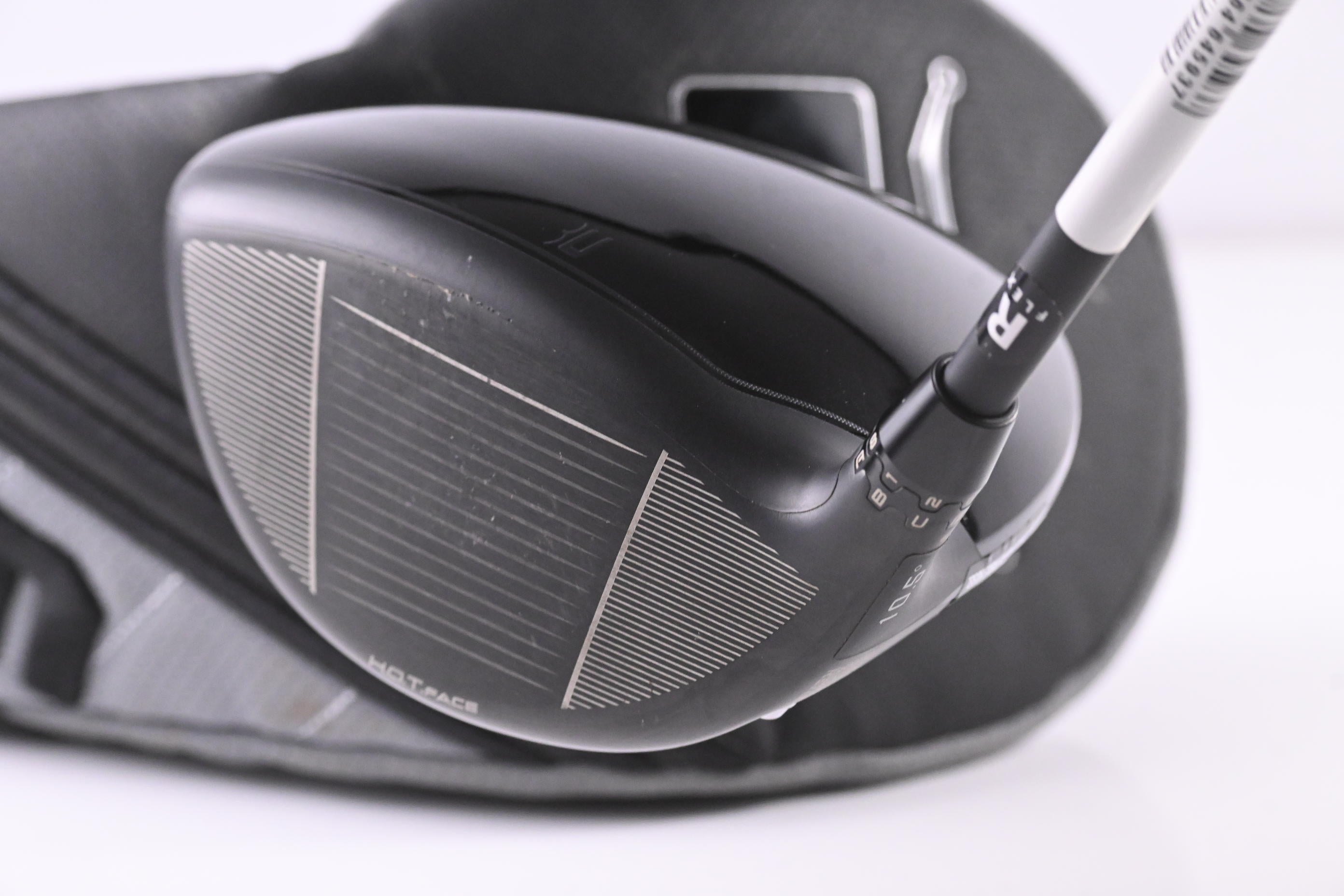 Cobra OPTM MAX-D Driver / 10.5 Degree / Regular Flex Kai'li Red Darkwaves 50