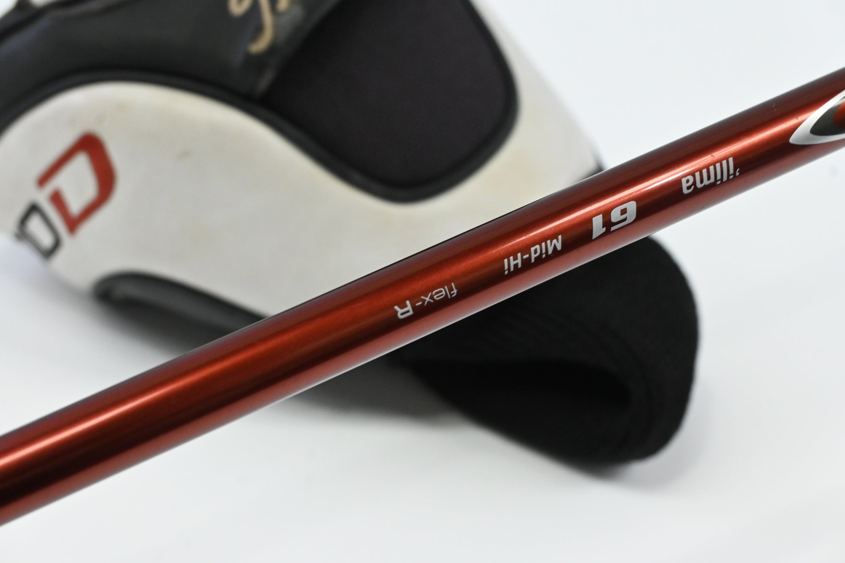 Titleist 910 D2 Driver / 10.5 Degree / Regular Flex Diamana 'ilima 61 Shaft
