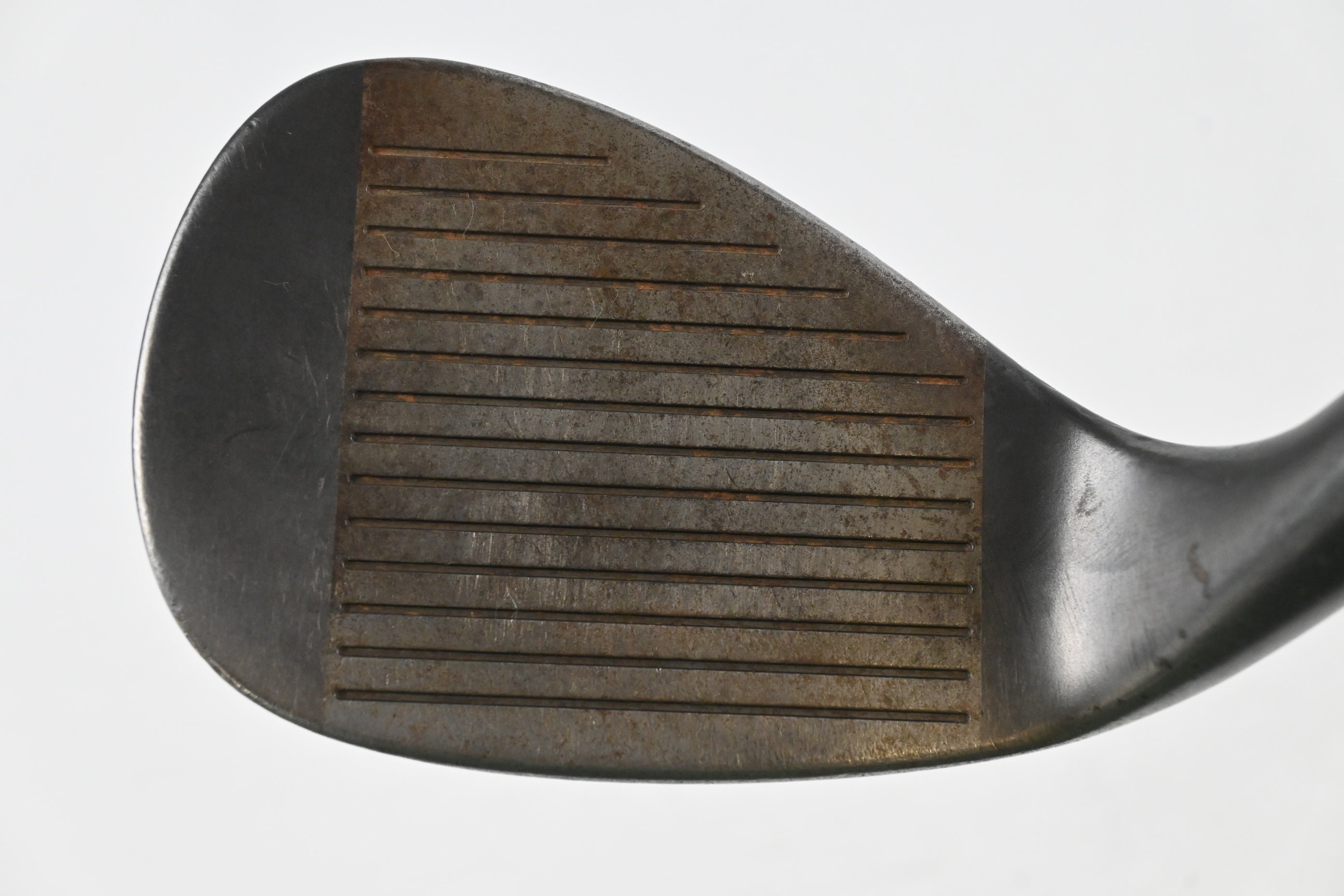 Cleveland Tour Action 900 Sand Wedge / 56 Degree / Stiff Flex Dynamic Gold Shaft
