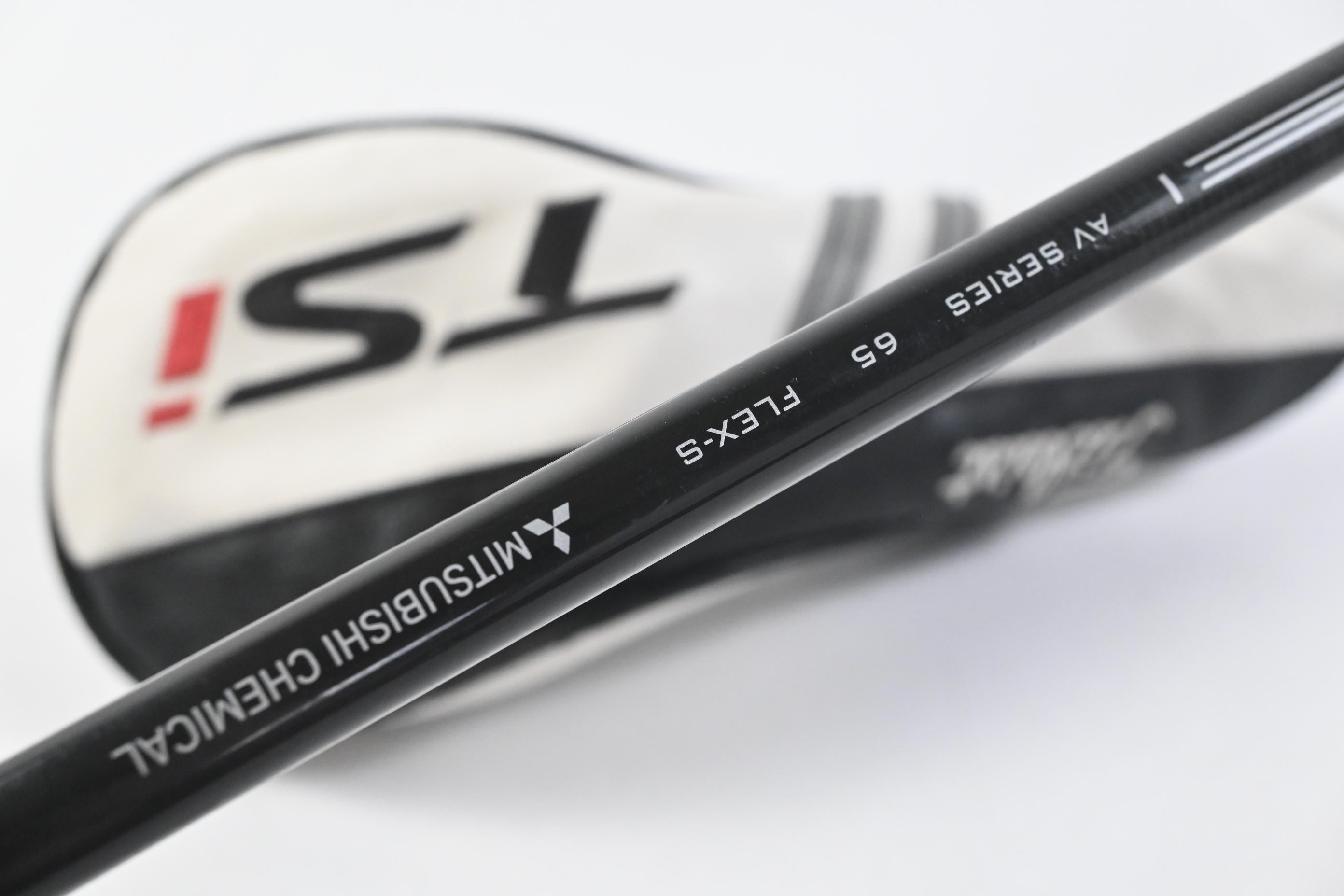 Titleist TSi2 #3 Wood / 16.5 Degree / Stiff Flex Tensei AV Raw Blue 65 Shaft