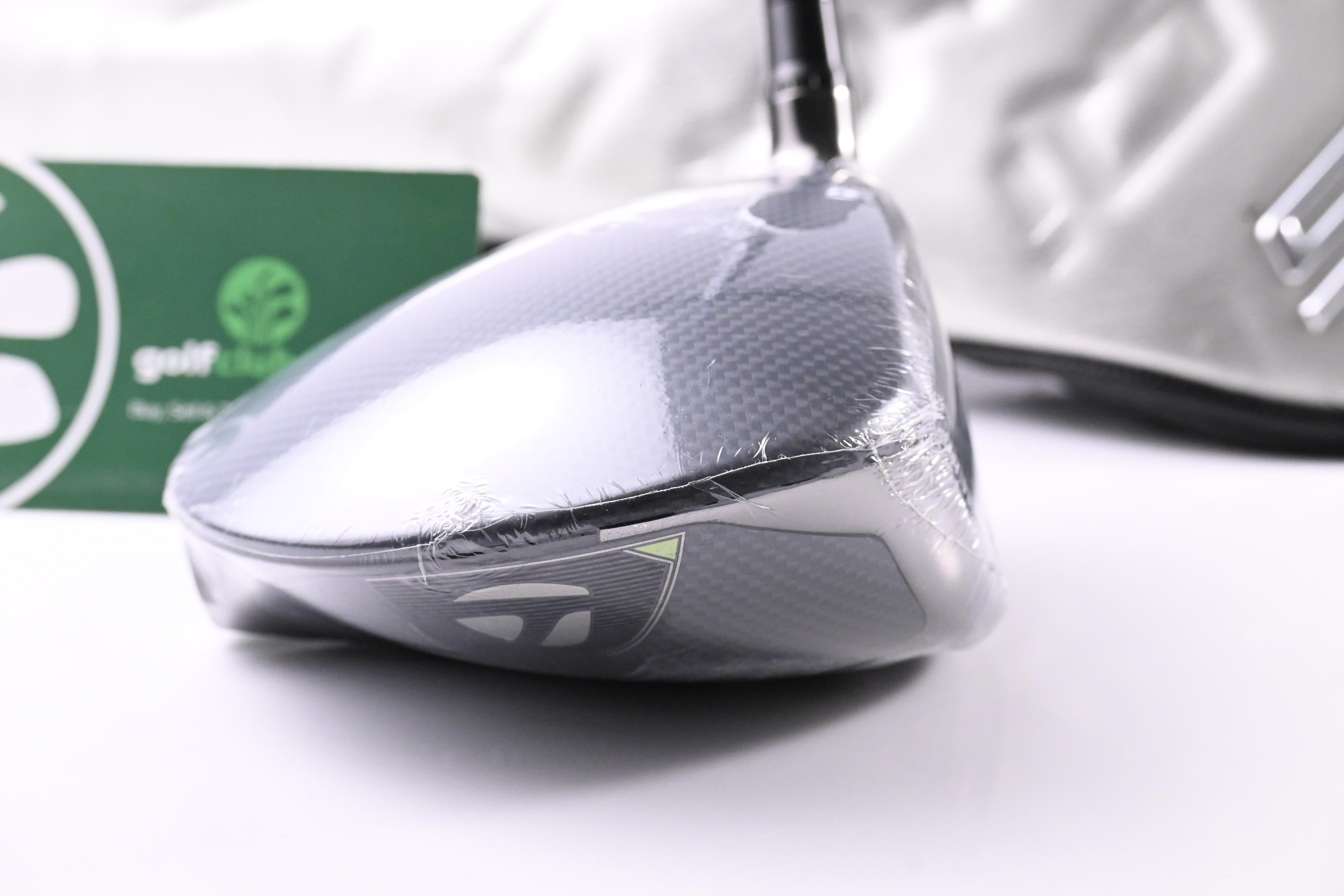 Taylormade Qi35 LS Driver / 10.5 Degree / Stiff Flex Kai'Li Dark Waves White 60