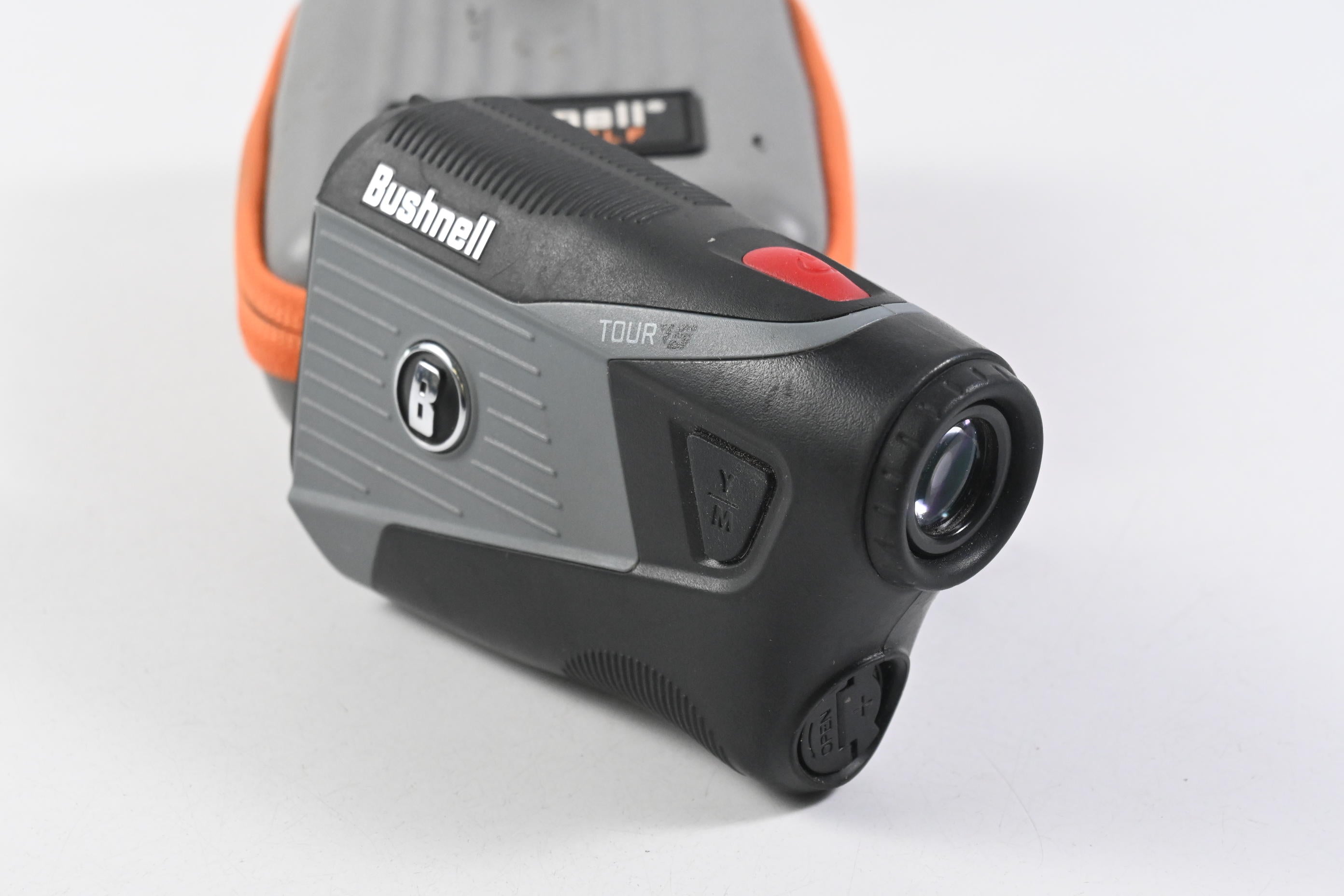Bushnell Tour V5 / Rangefinder